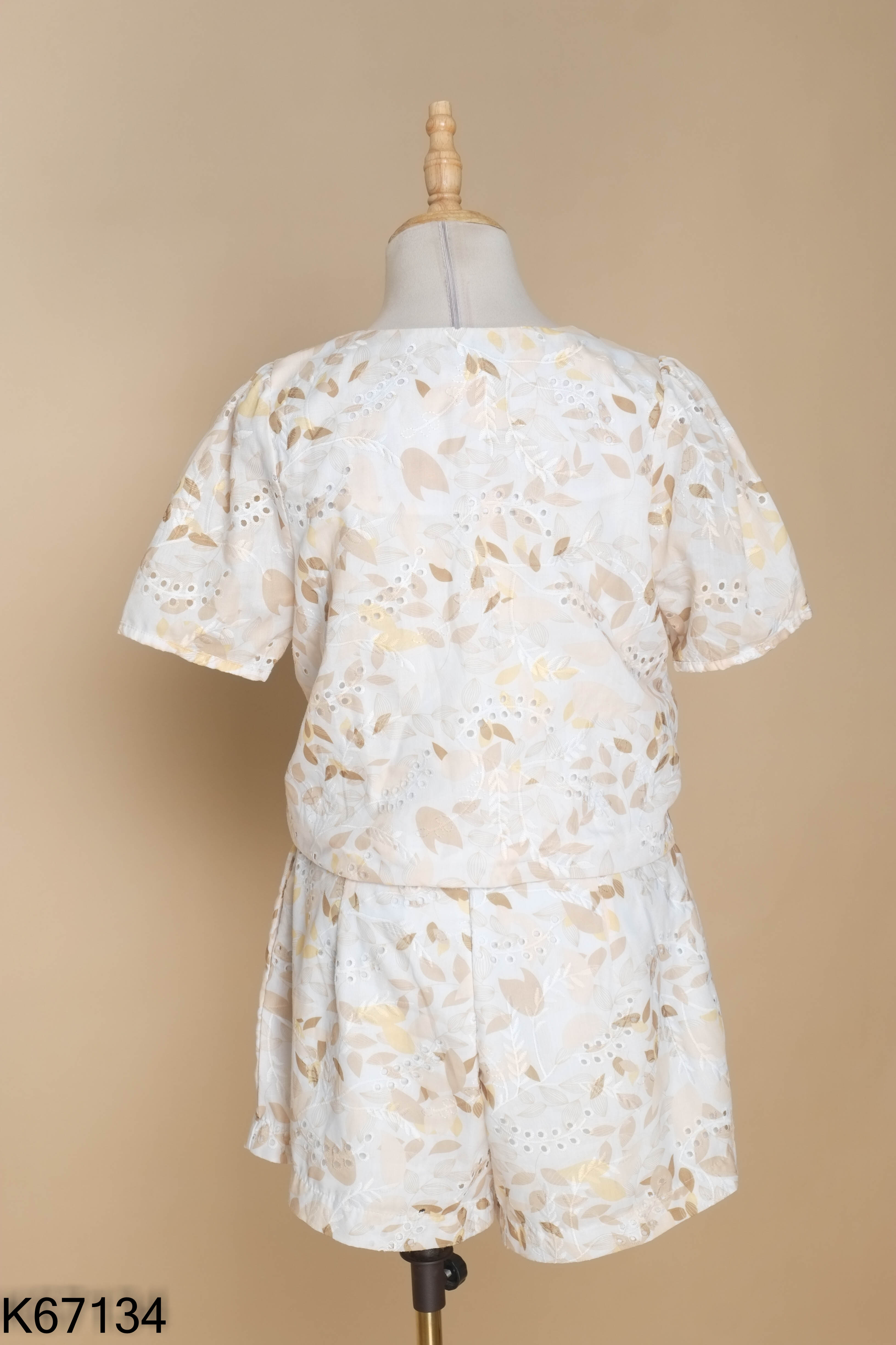 Set áo + quần short be họa tiết