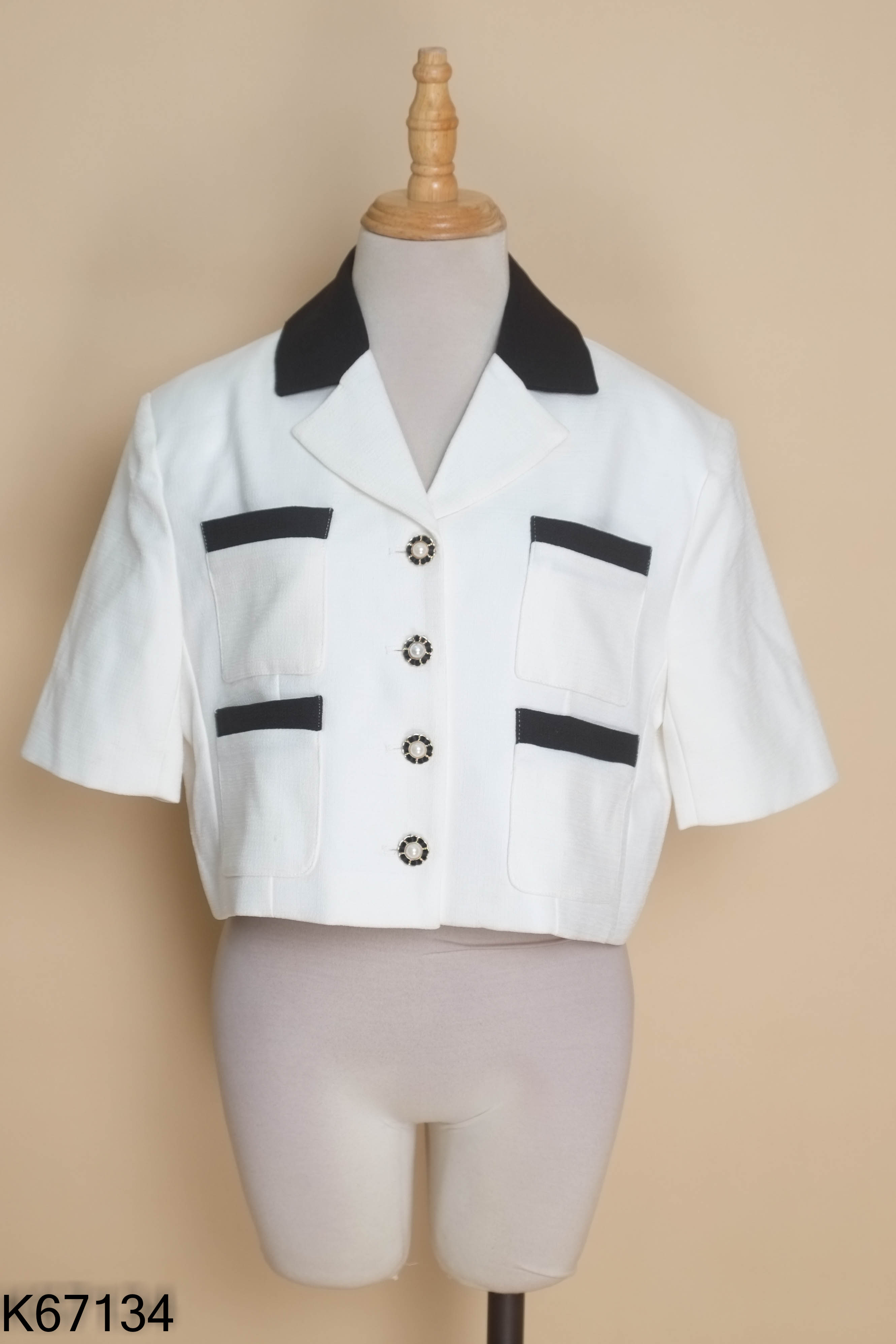 NEWTAG áo blazer trắng cổ đen