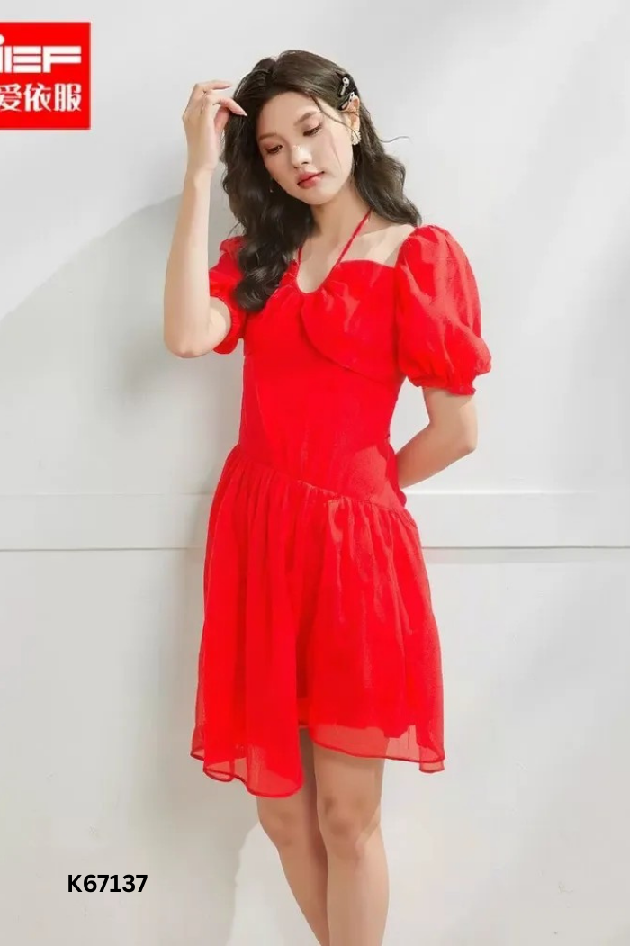 Váy Mẩu đỏ tay bồng