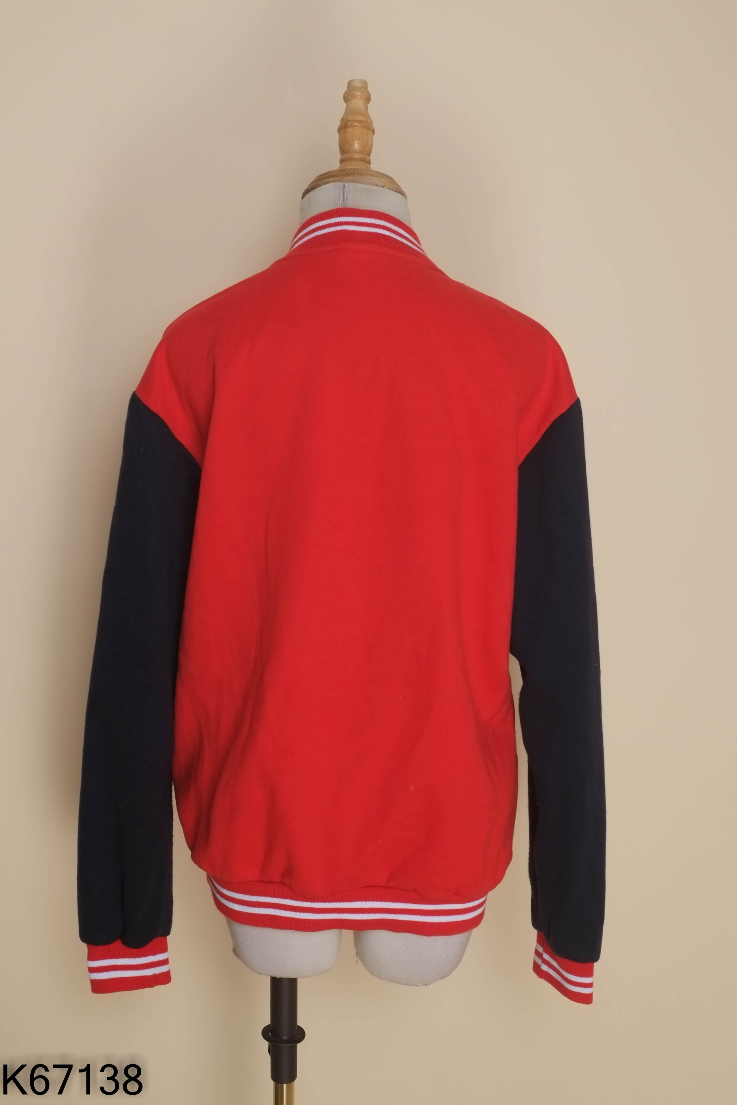 Áo bomber đỏ tay đen