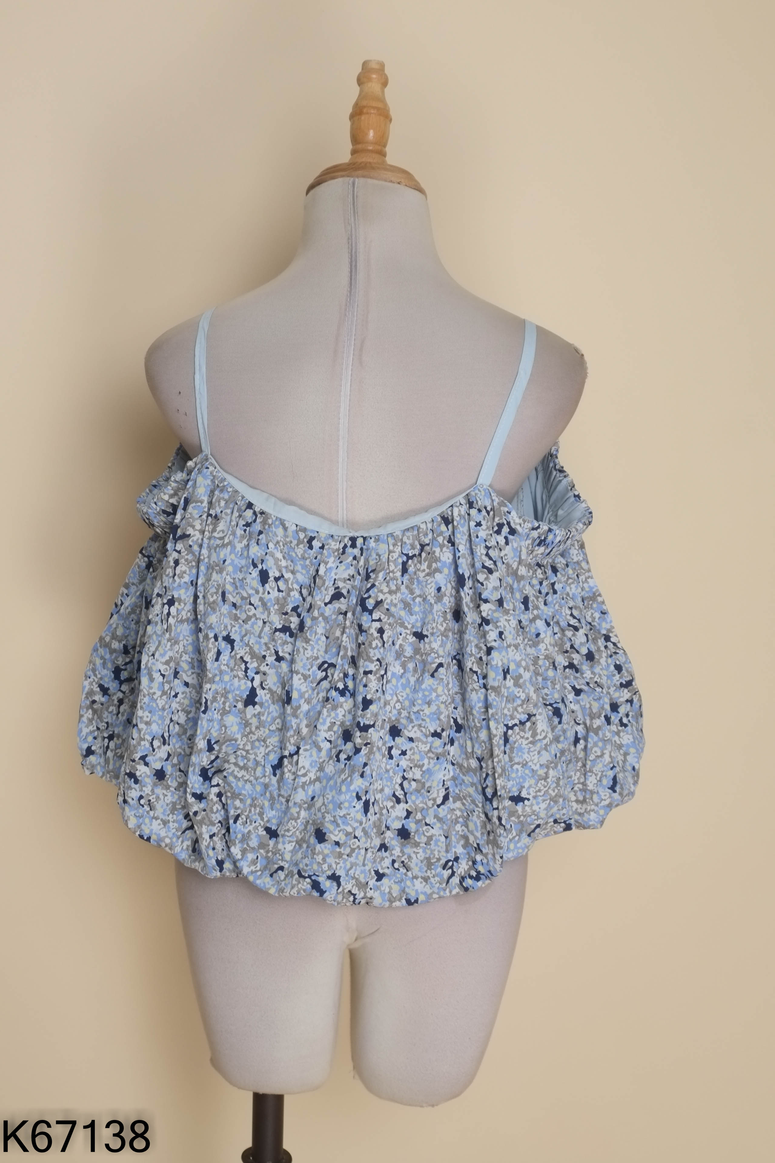 Áo croptop bí hoa nhí