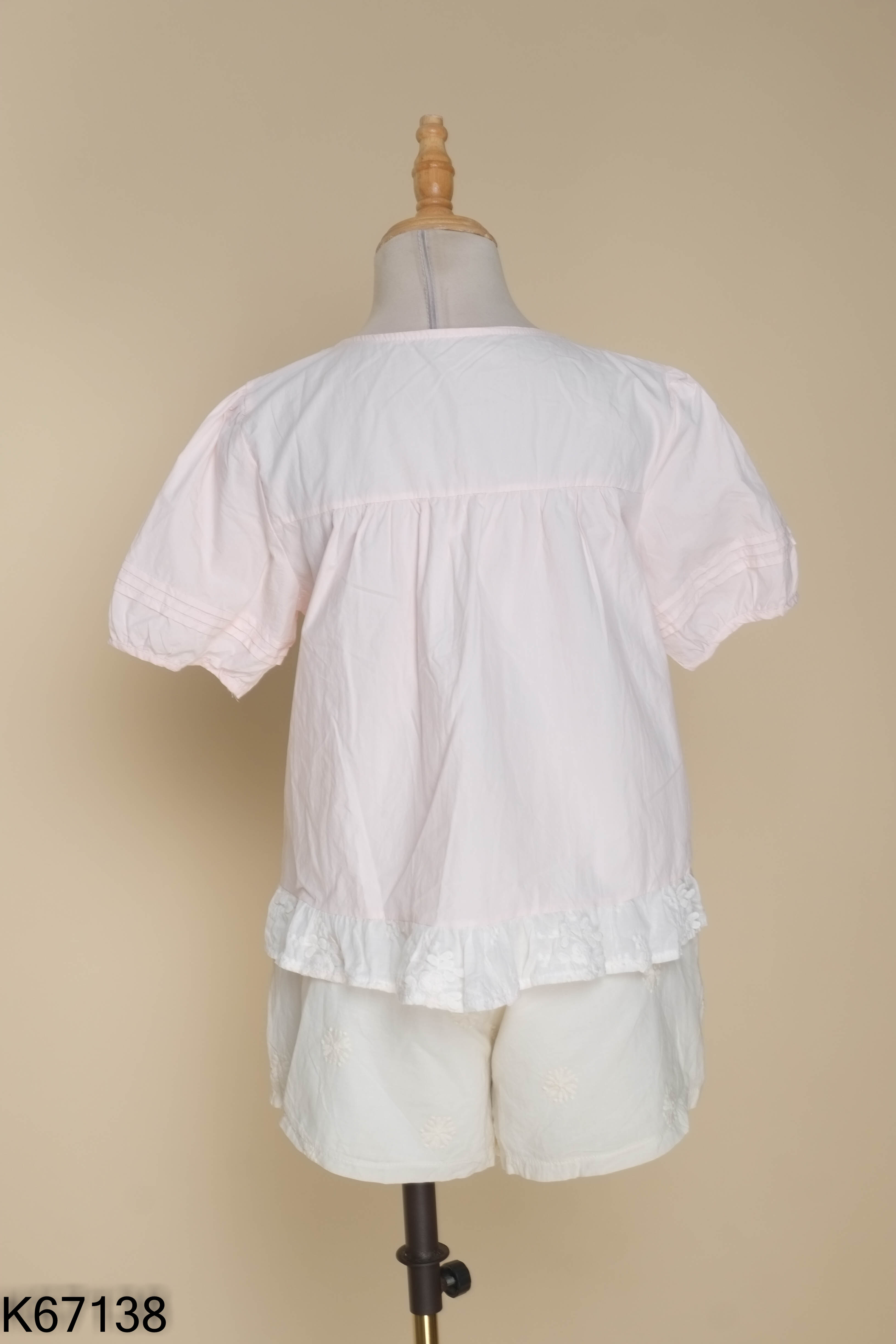 SET Áo kiểu hồng + quần short be
