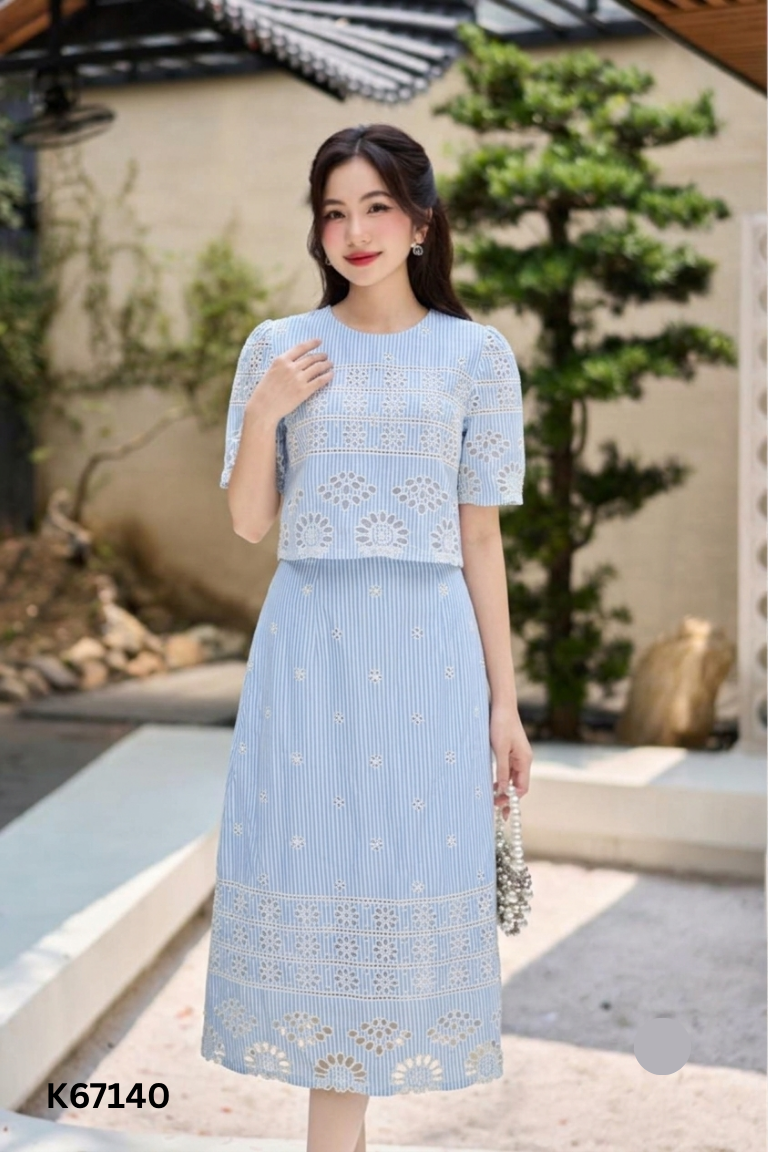 SET Áo xanh kẻ trắng + chân váy