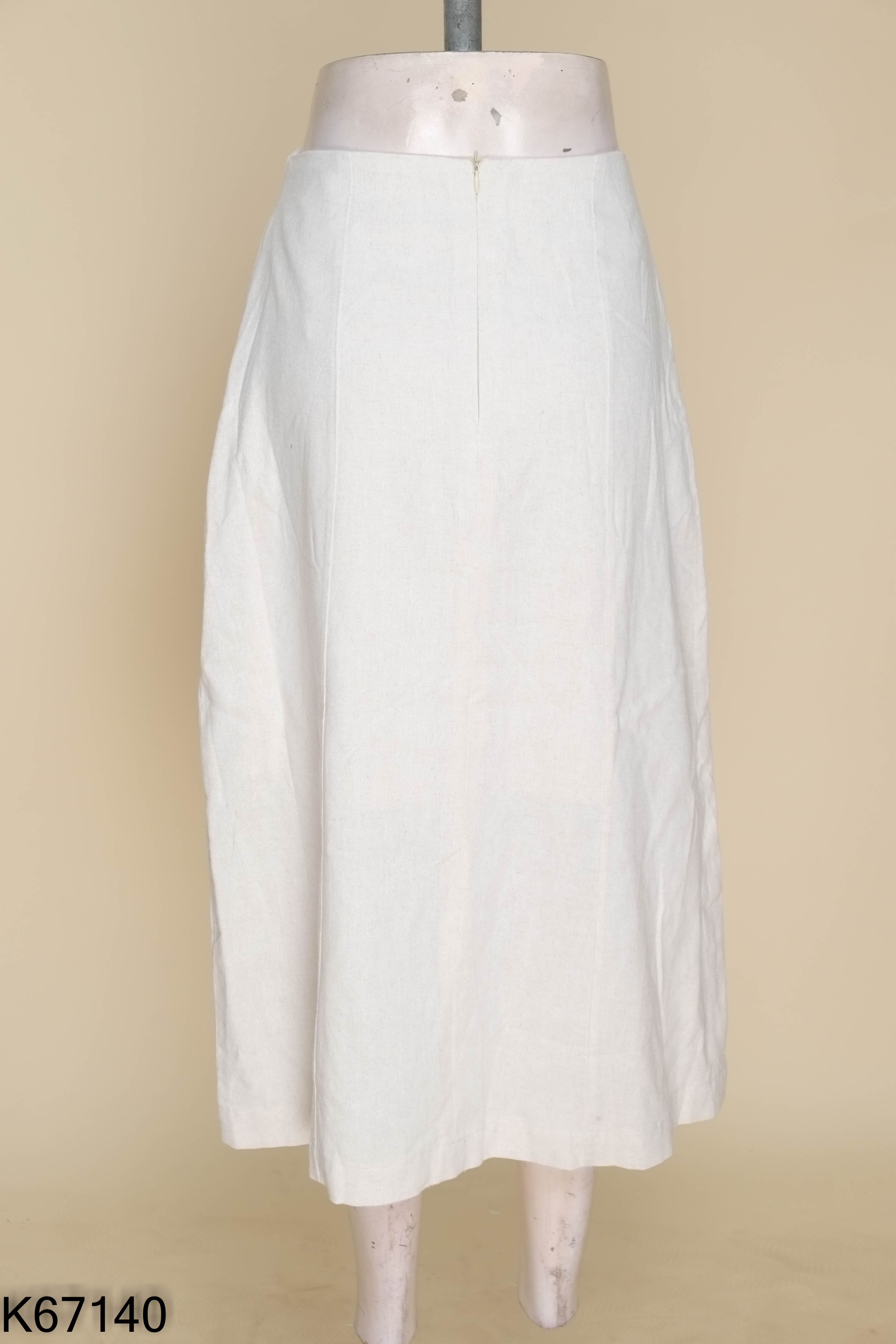 Chân váy linen be trơn