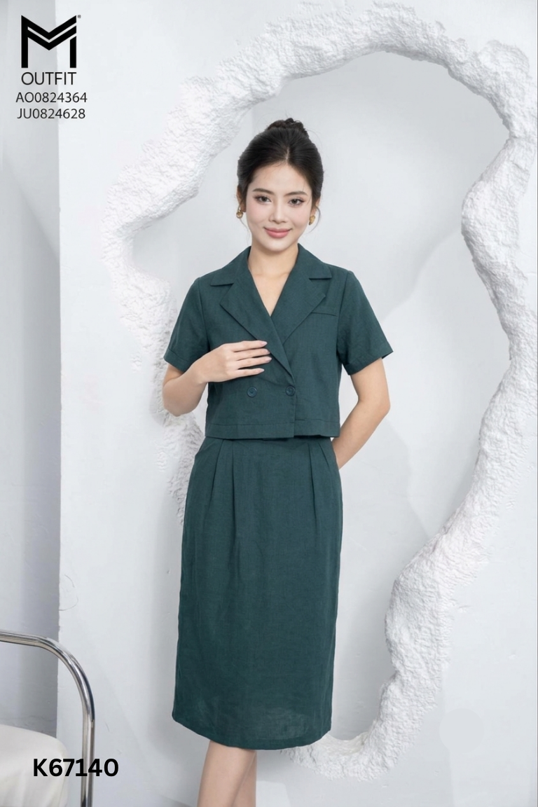 SET Áo croptop hở lưng + chân váy xanh