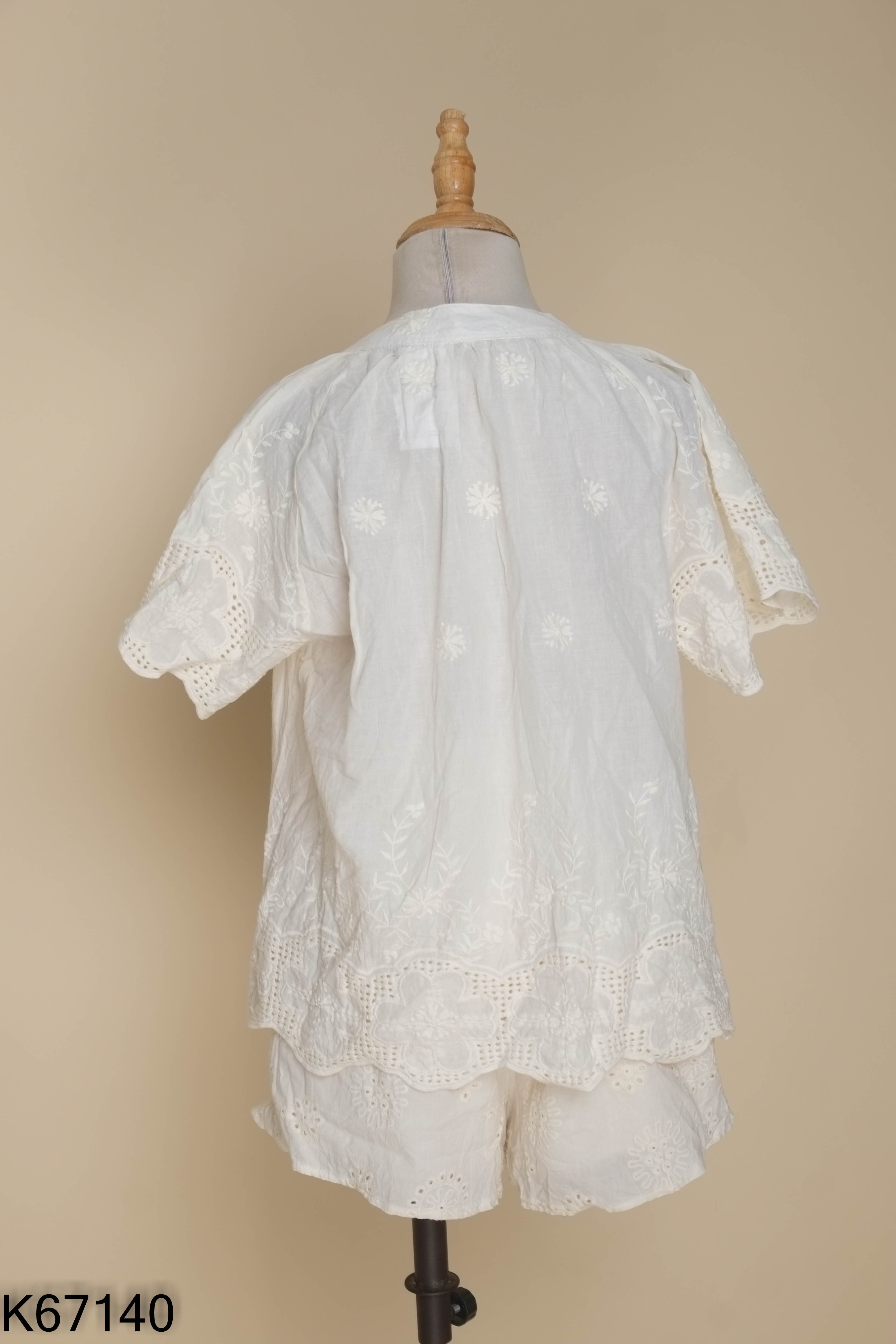 Set áo + quần short be họa tiết