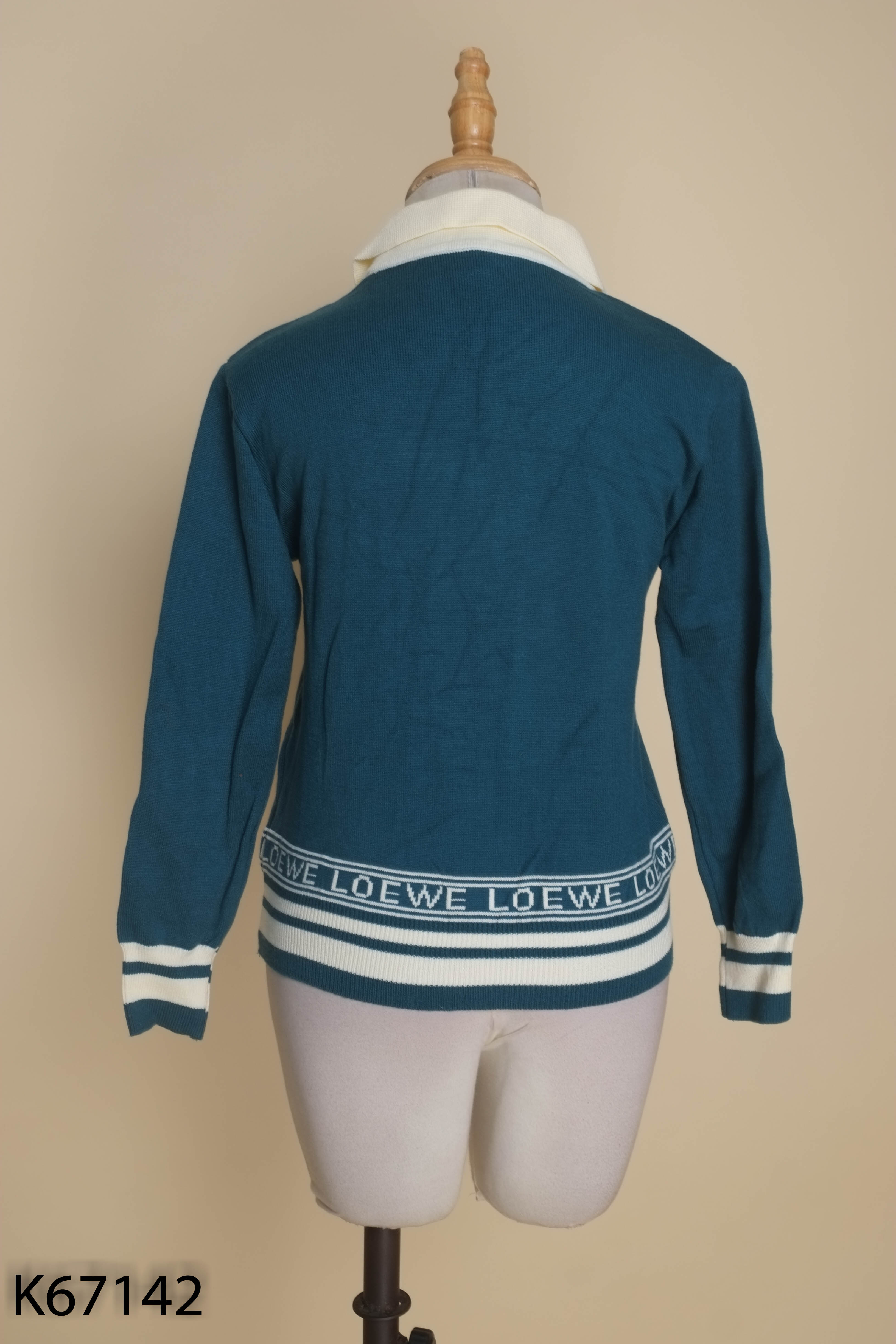 Áo cardigans xanh cổ kem