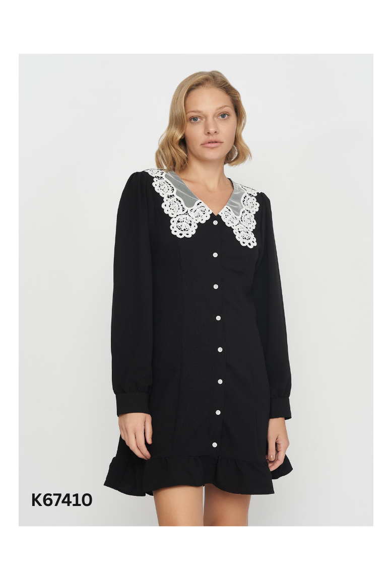 Váy đen H&M phối ren cổ