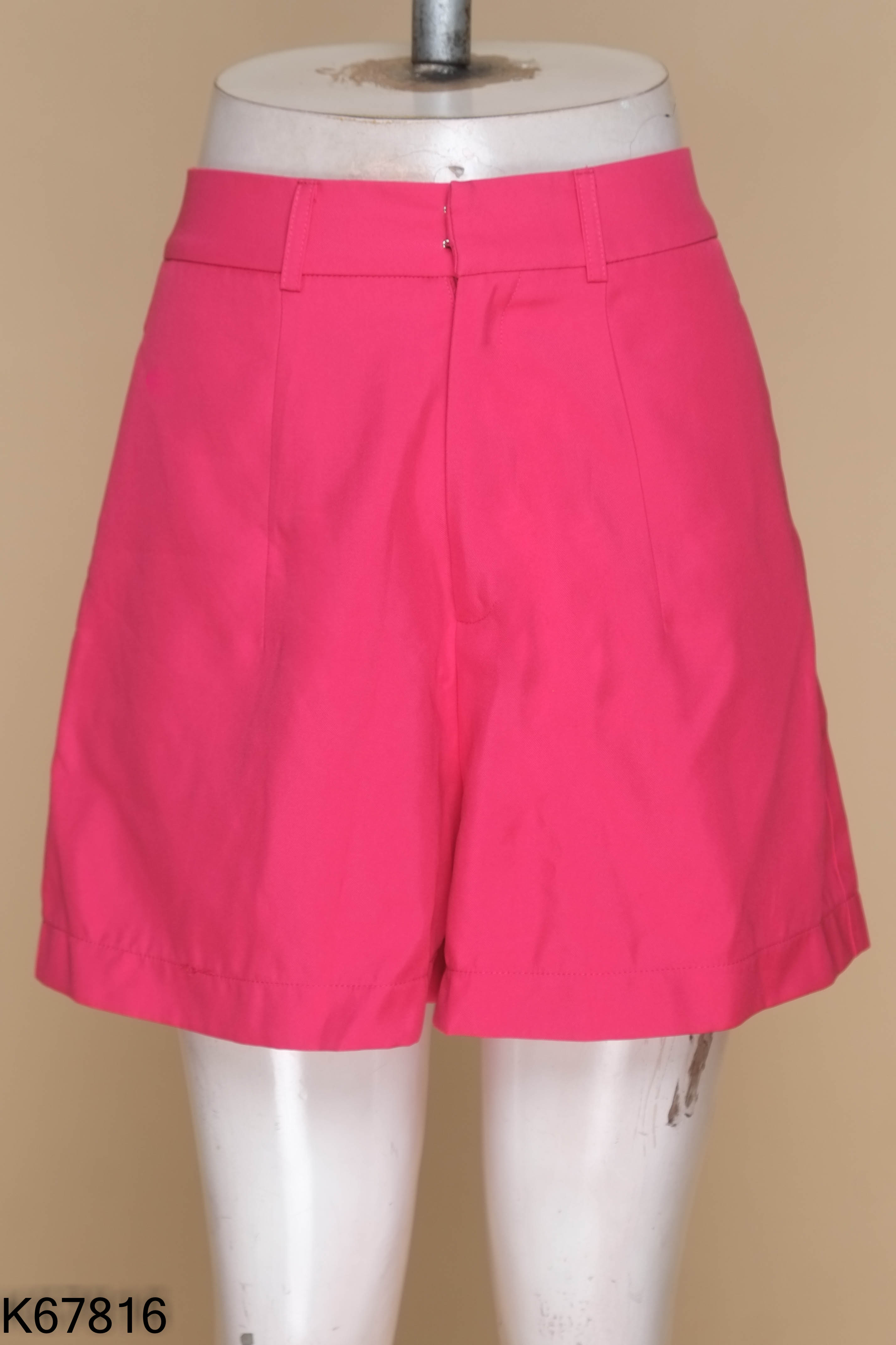 Quần shorts MARC hồng đậm
