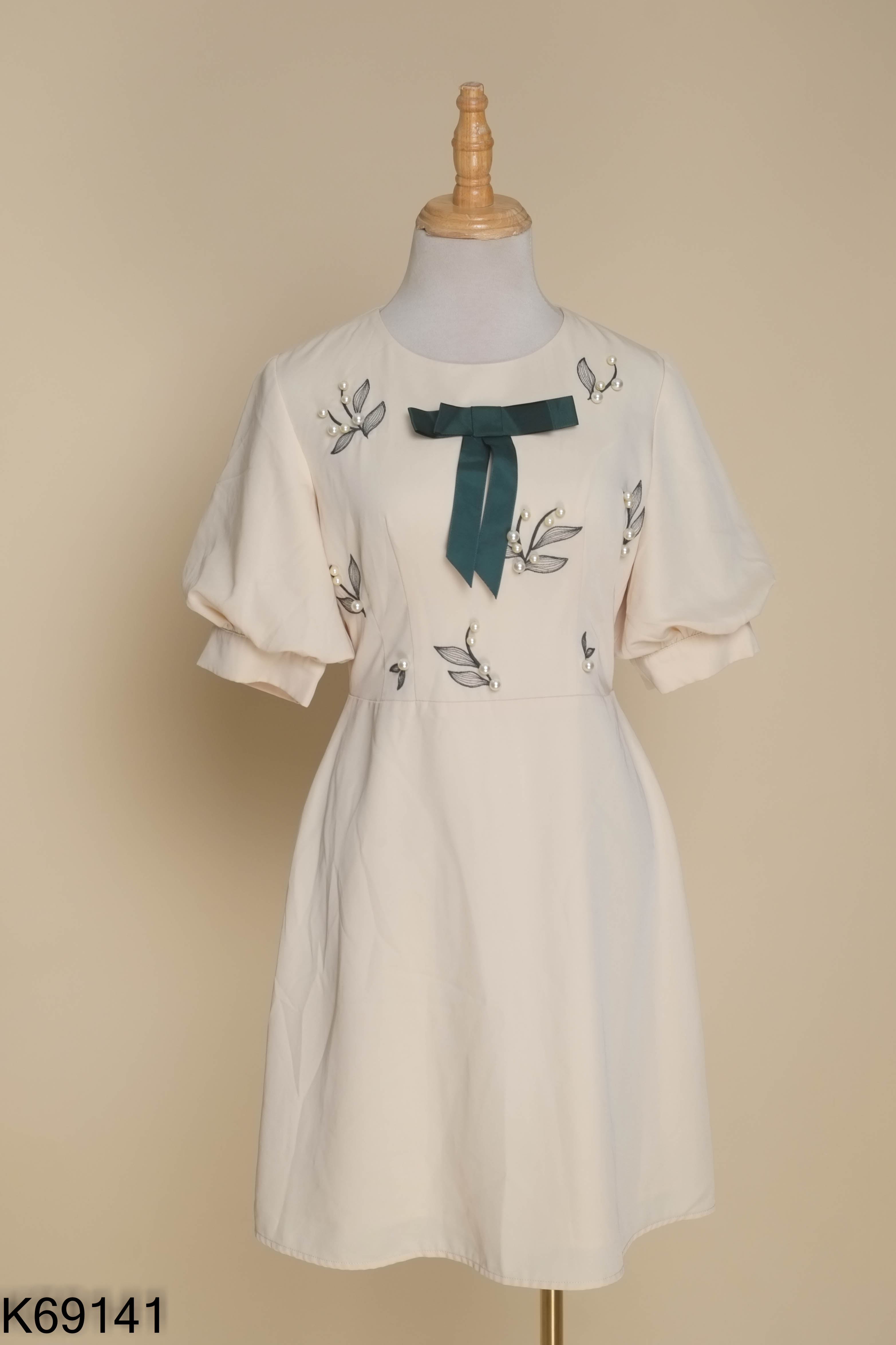 Váy ADORE DRESS be đính nơ