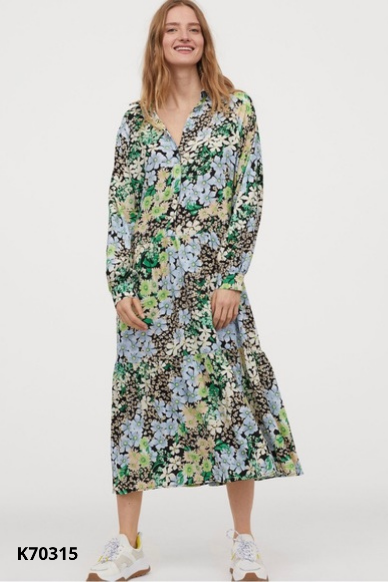 Váy đen H&M họa tiết hoa sắc màu
