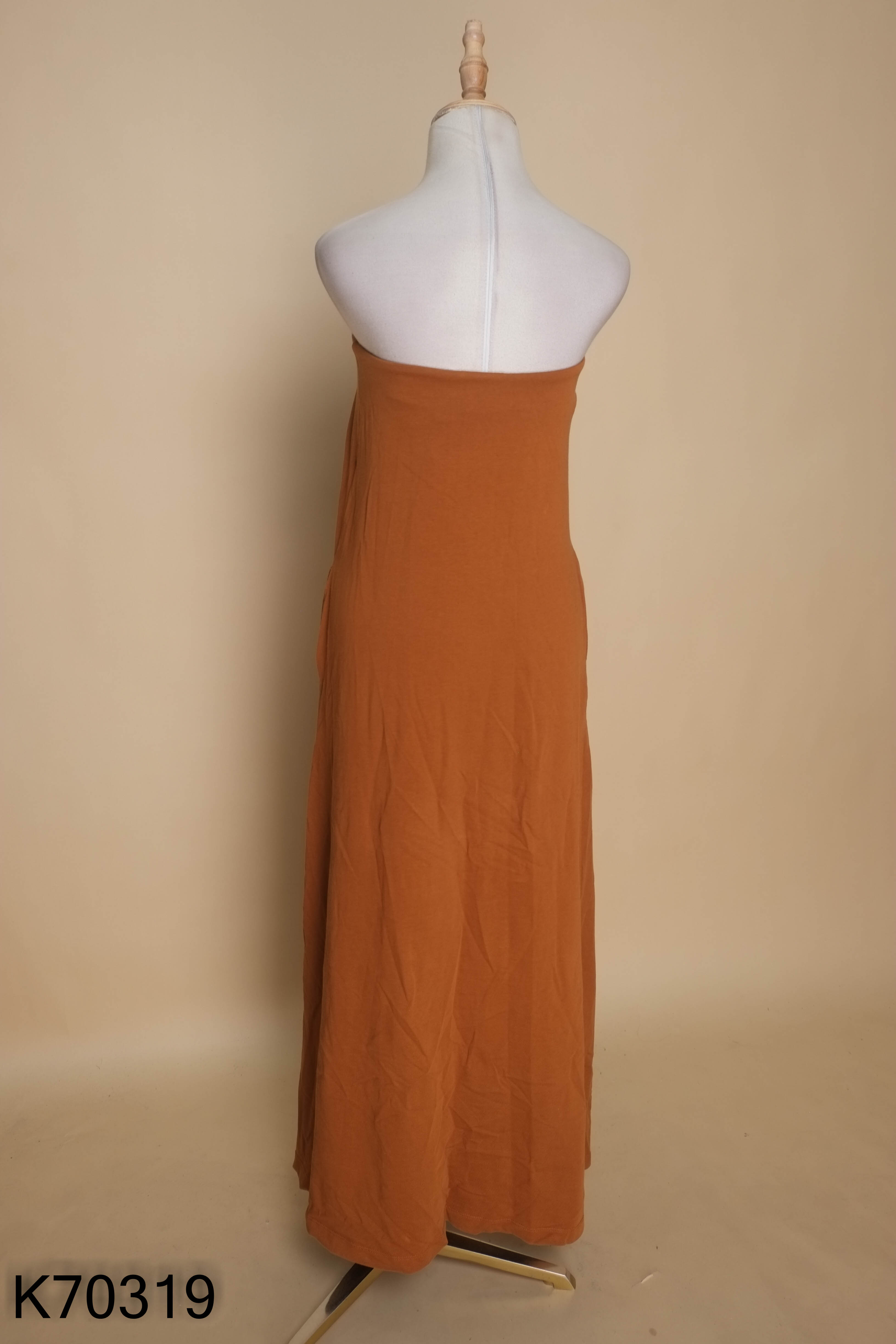 K7031911461- Váy quây nâu trơn dài