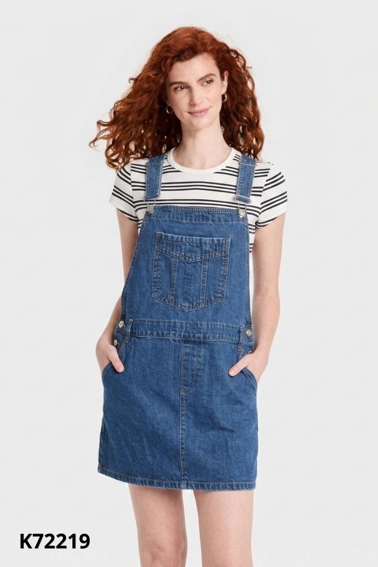 Váy jean MANGO yếm xanh