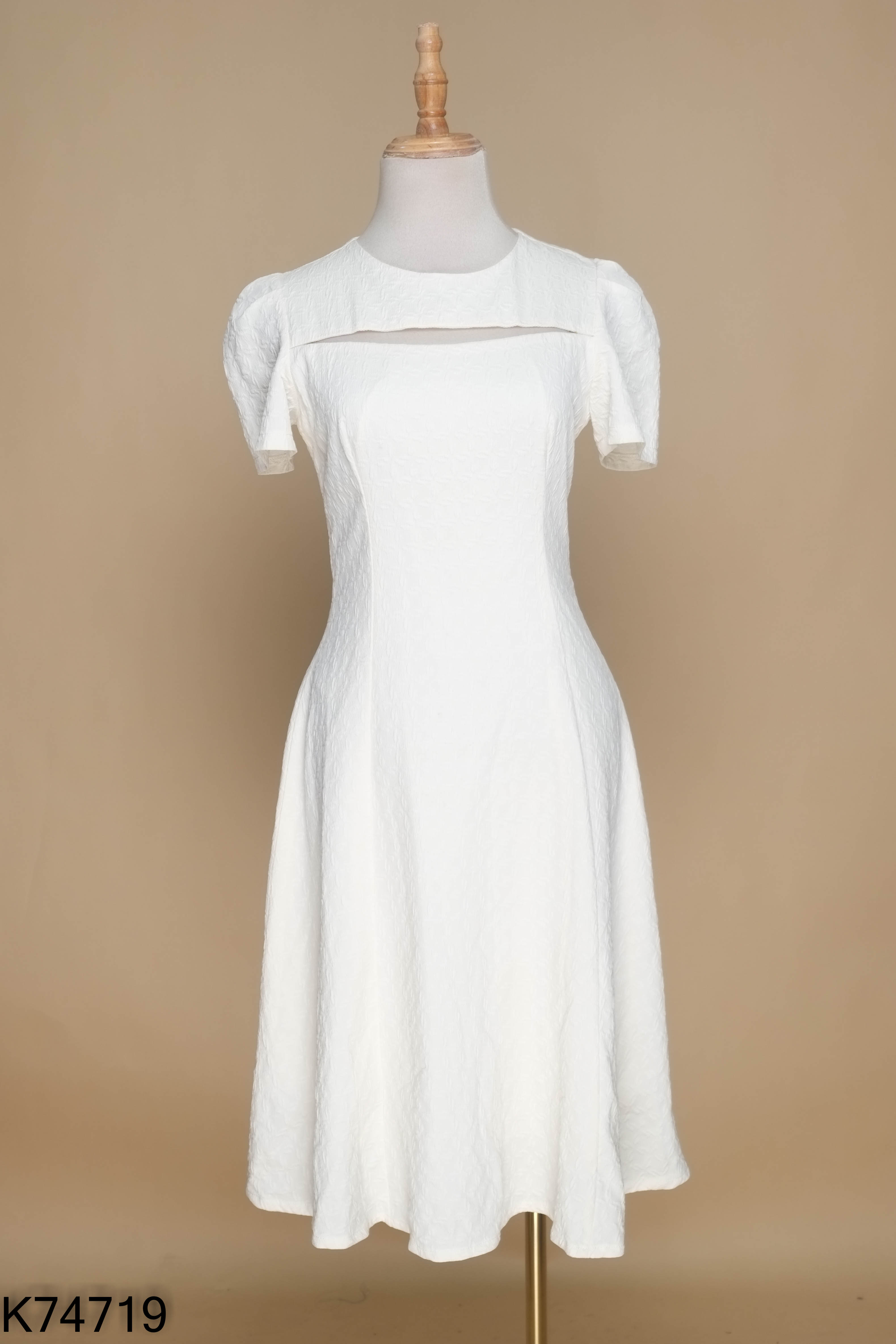 Váy TOPSHOP be hở ngực