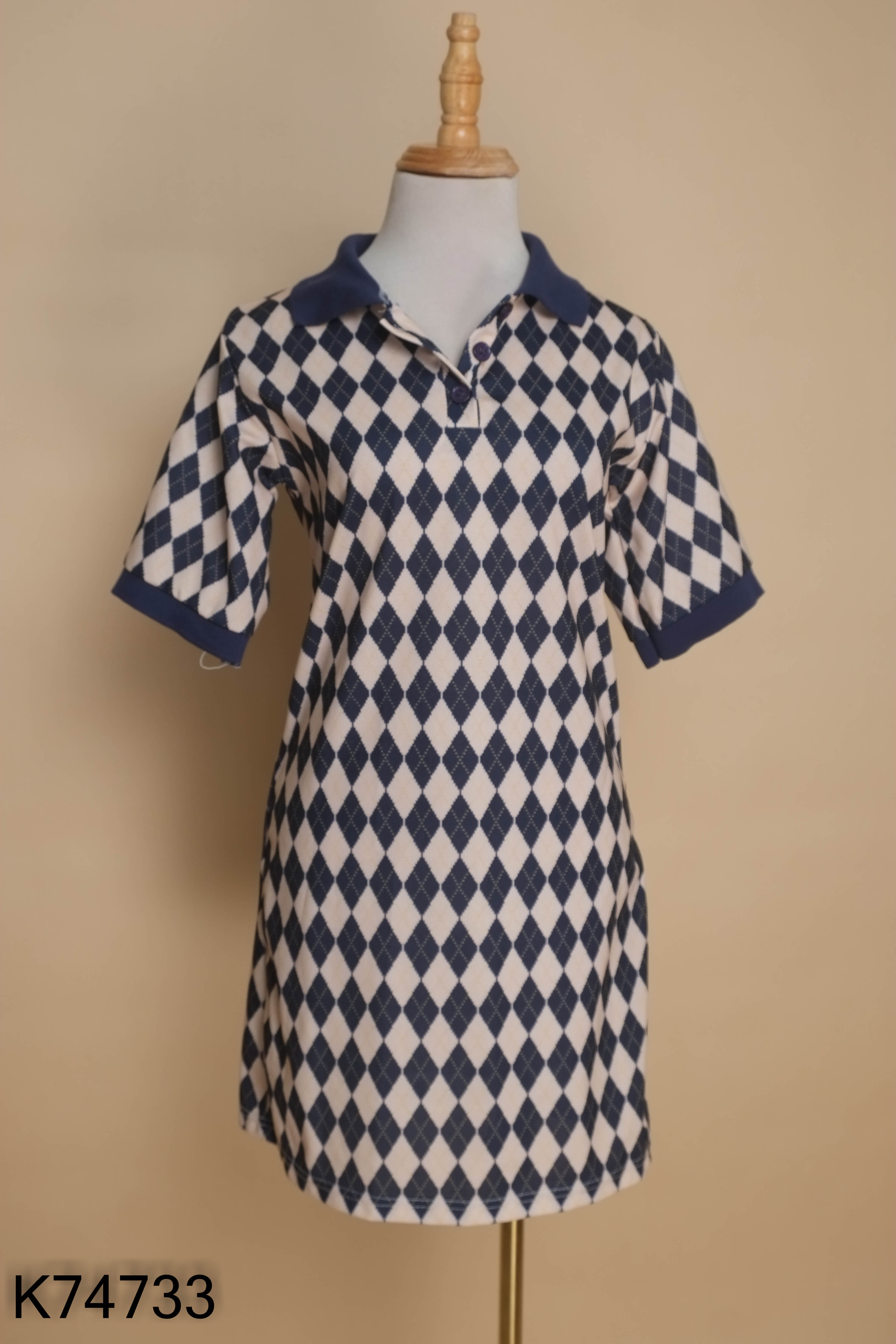 Váy polo xanh be họa tiết suông