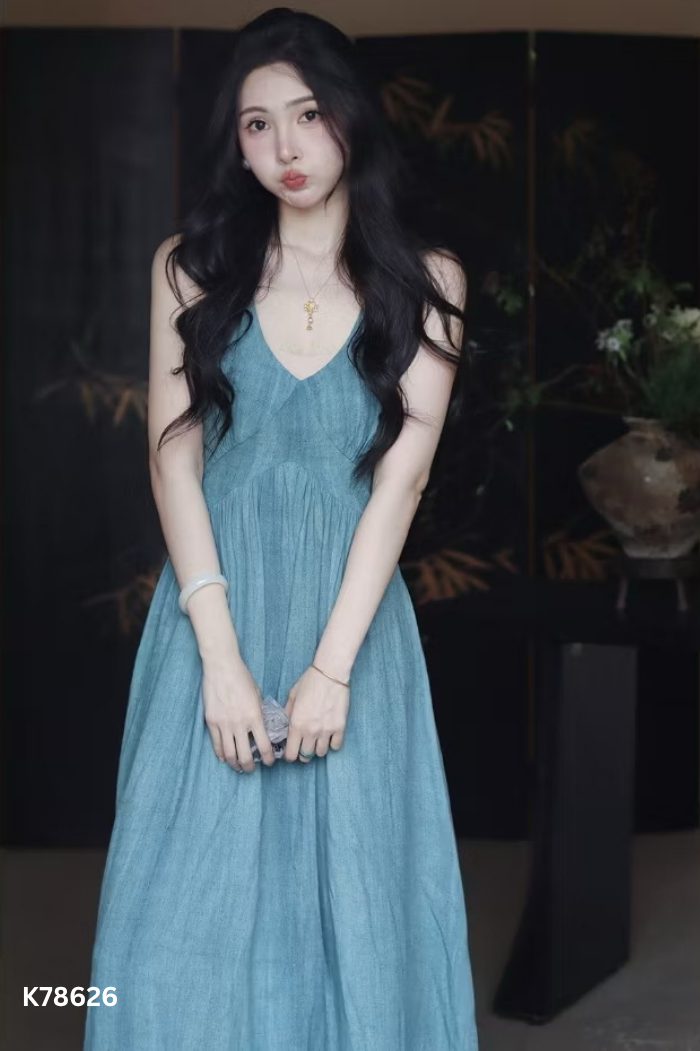 Váy xanh trơn hai dây