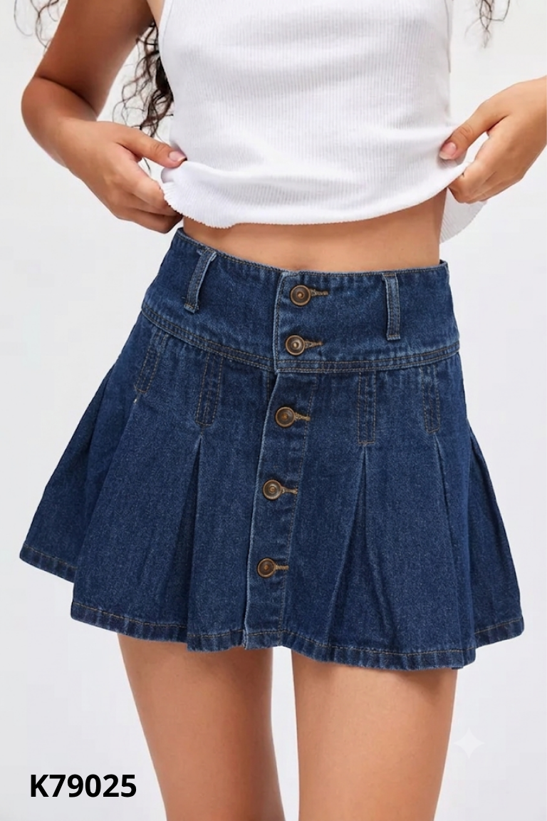 Chân váy jeans xanh xếp ly