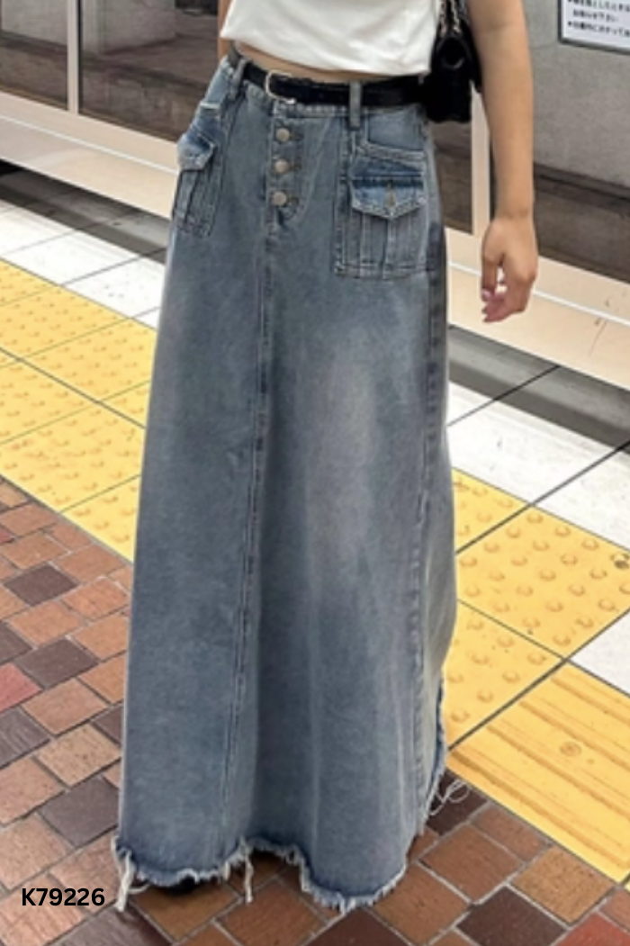 Chân váy jeans xanh 4 cúc