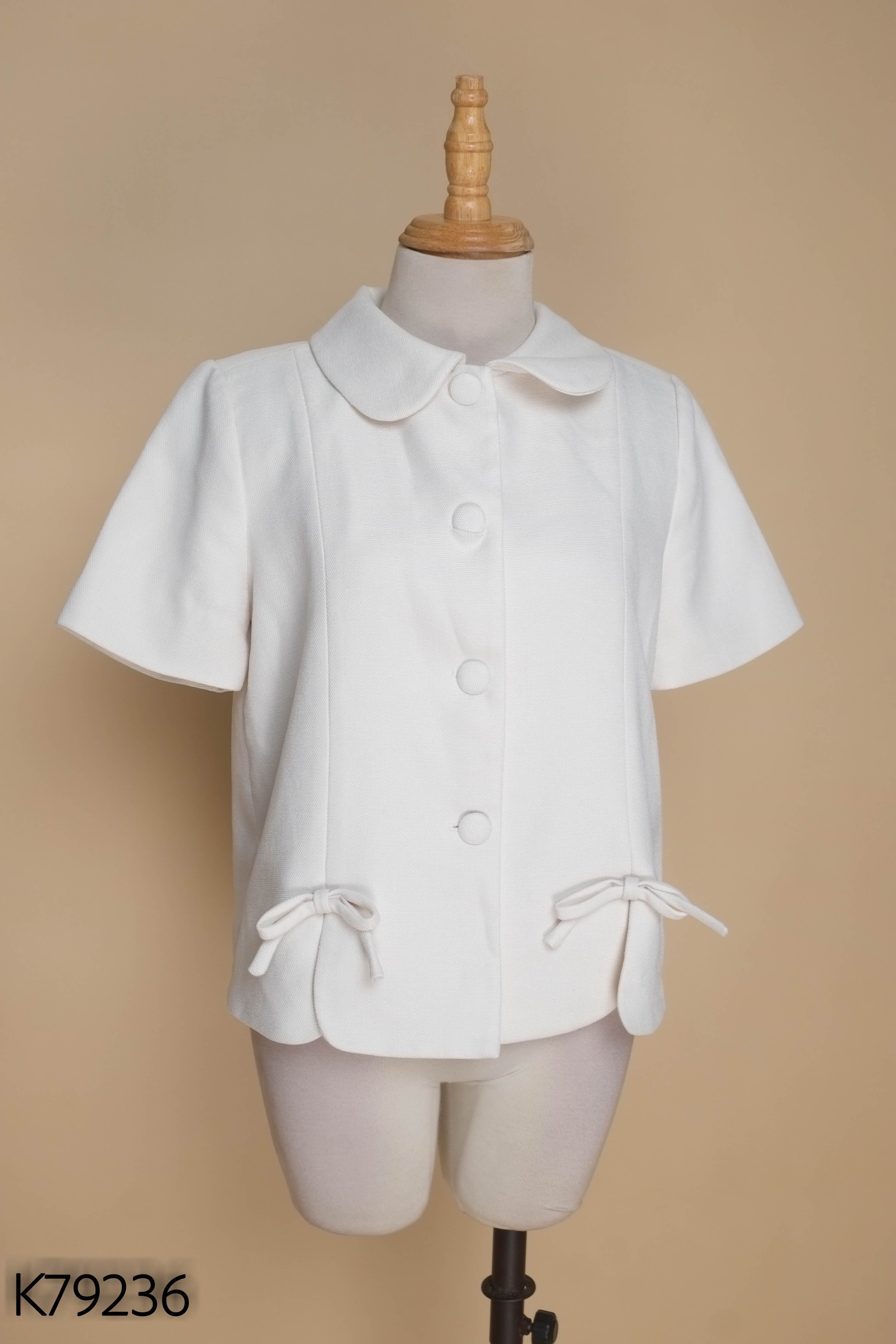 Áo trắng LINLY STORE dáng lửng