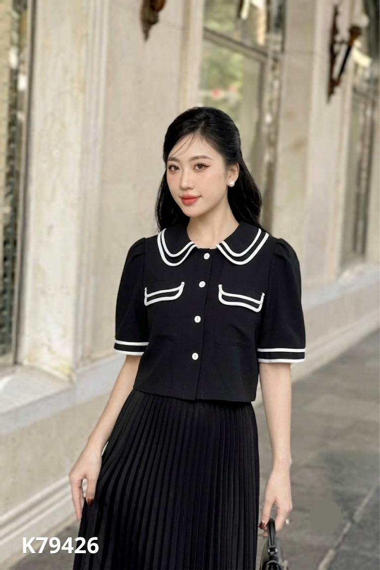 Áo 92 WEAR đen viền trắng