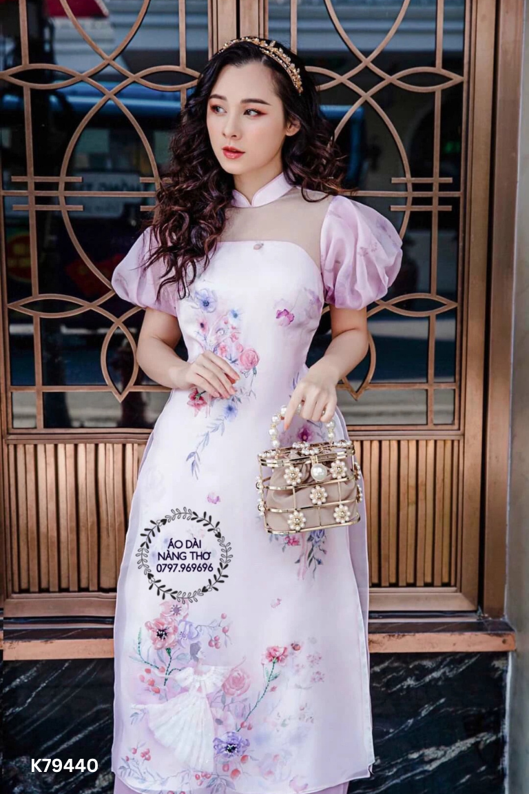 Áo dài hồng đính ngọc