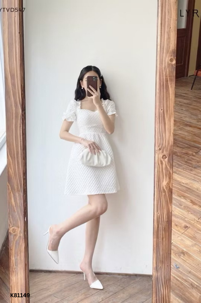 NEWTAG Váy trắng LYRA cổ vuông