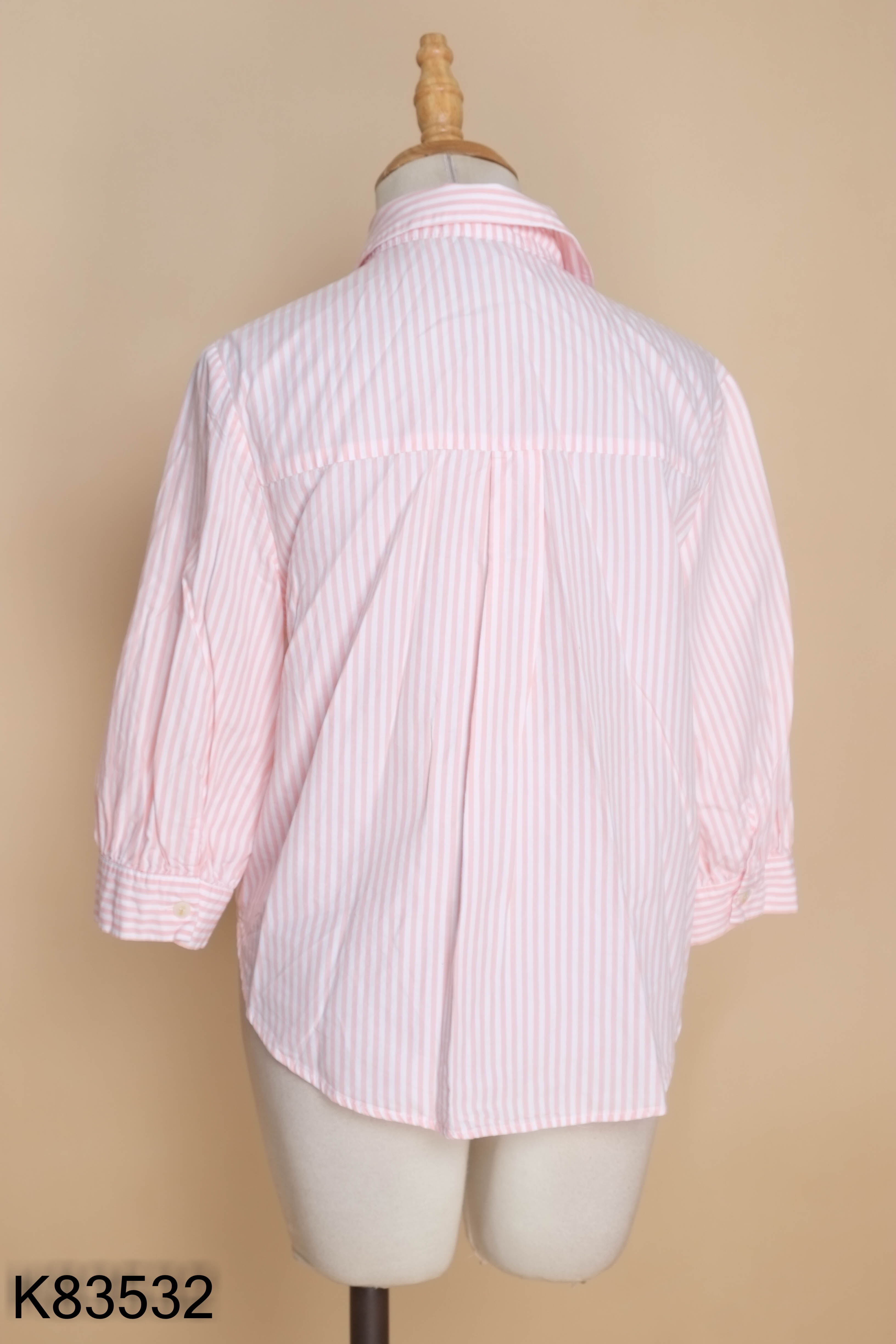 Áo sơ mi ADORE DRESS hồng sọc thêu họa tiết