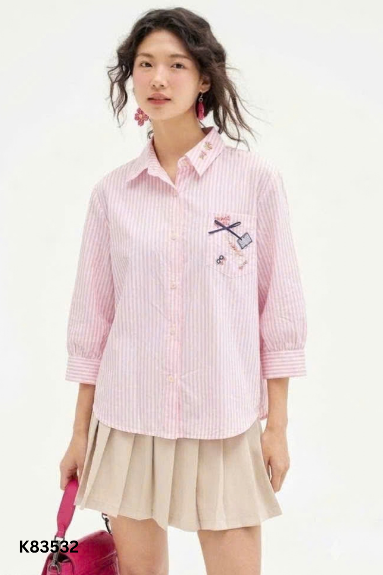 Áo sơ mi ADORE DRESS hồng sọc thêu họa tiết