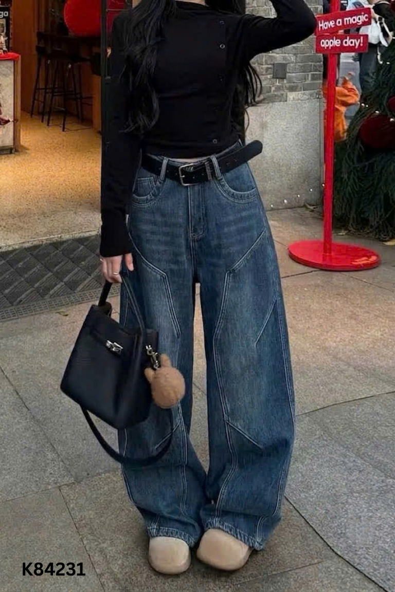 Quần jeans xanh ống thụng