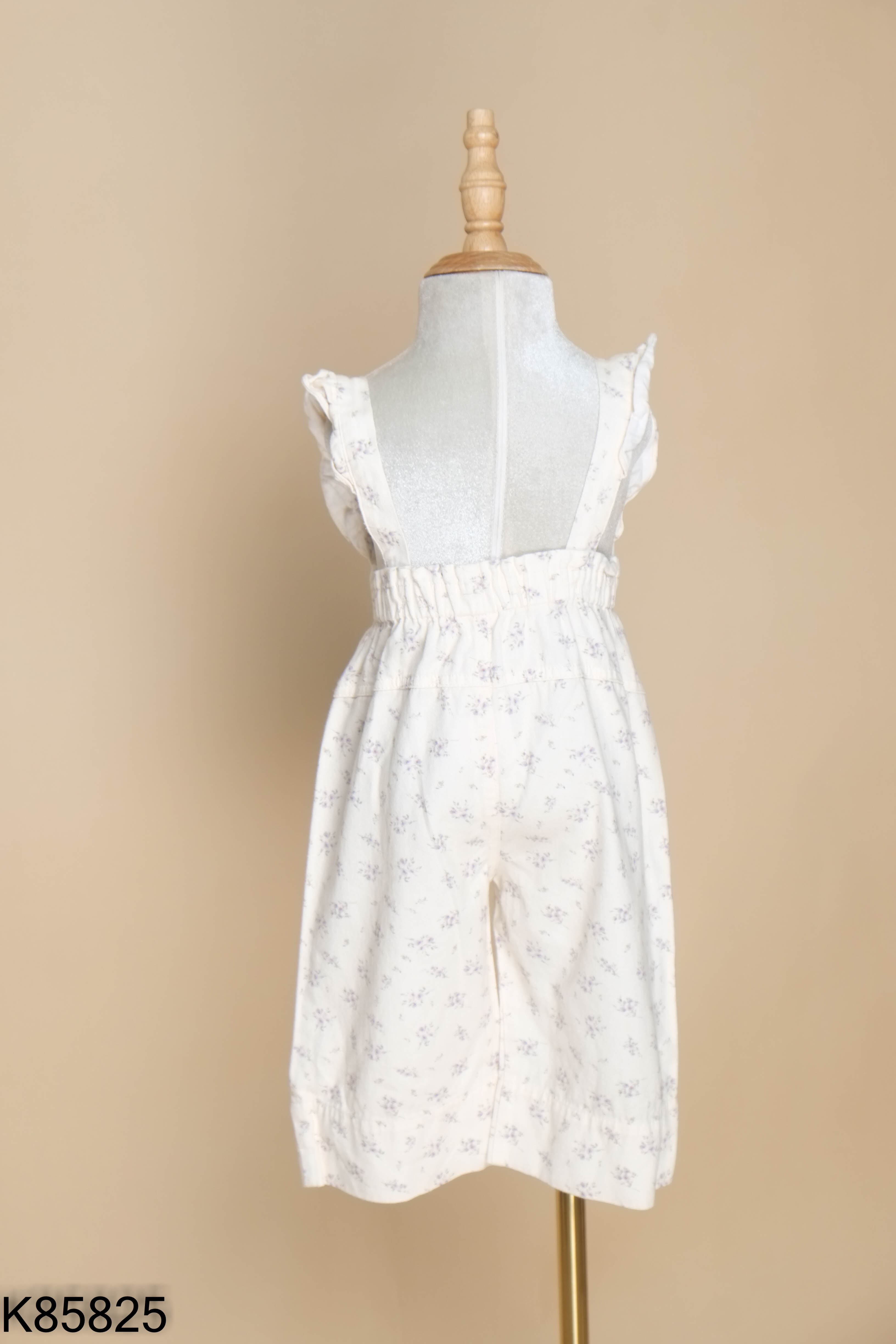 Yếm quần jeans be họa tiết hoa kid