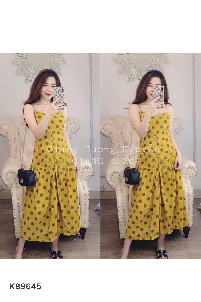 Váy vàng chấm bi hai dây