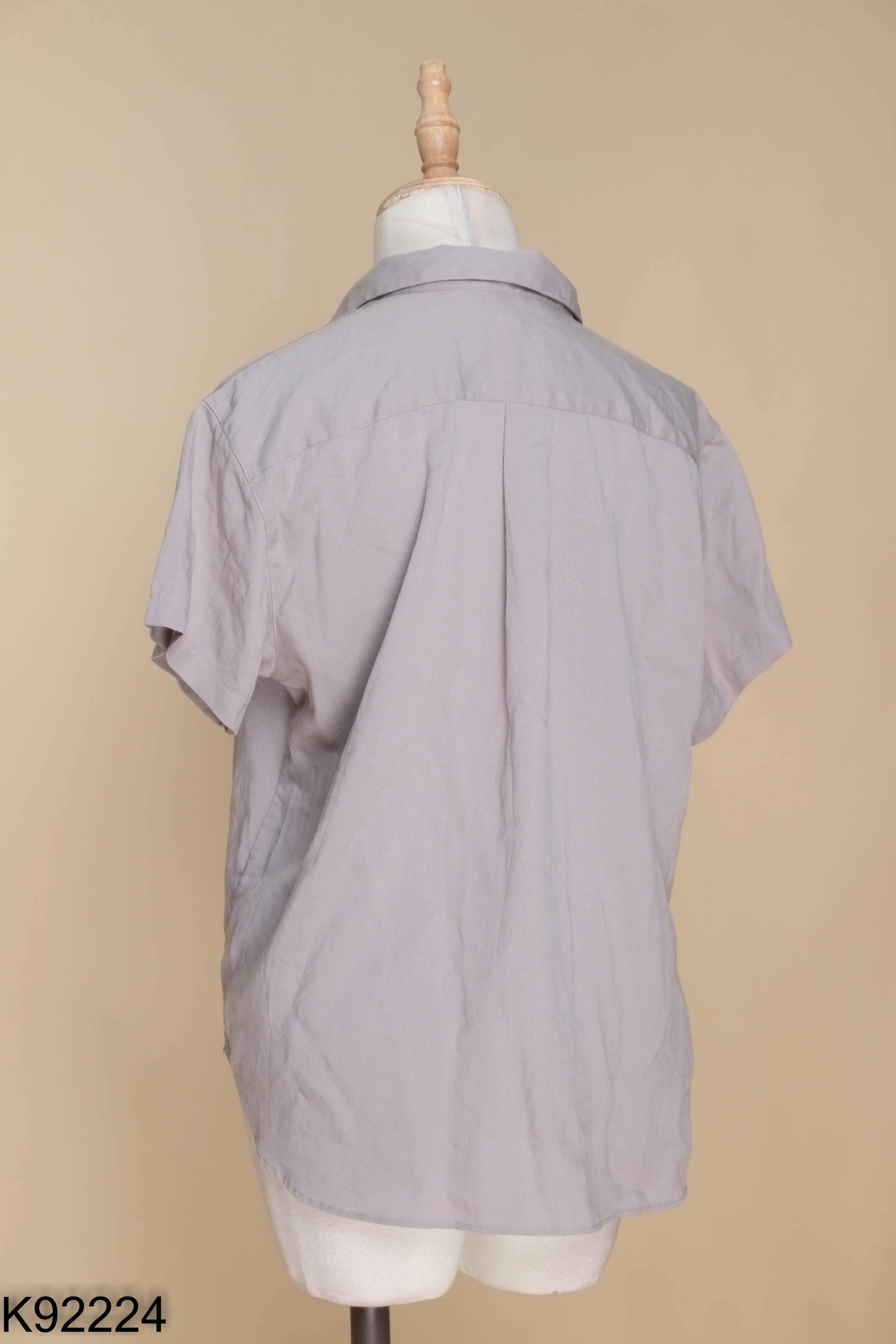 Áo polo UNIQLO xám trơn