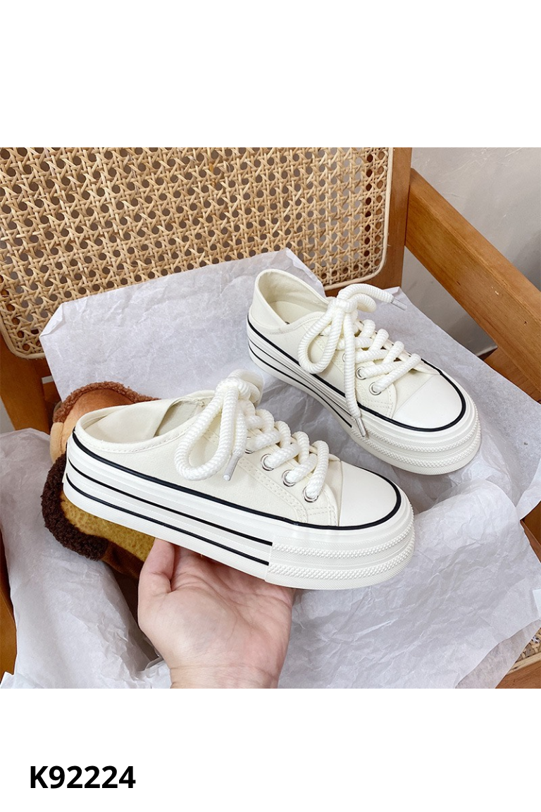 Giày vải canvas be