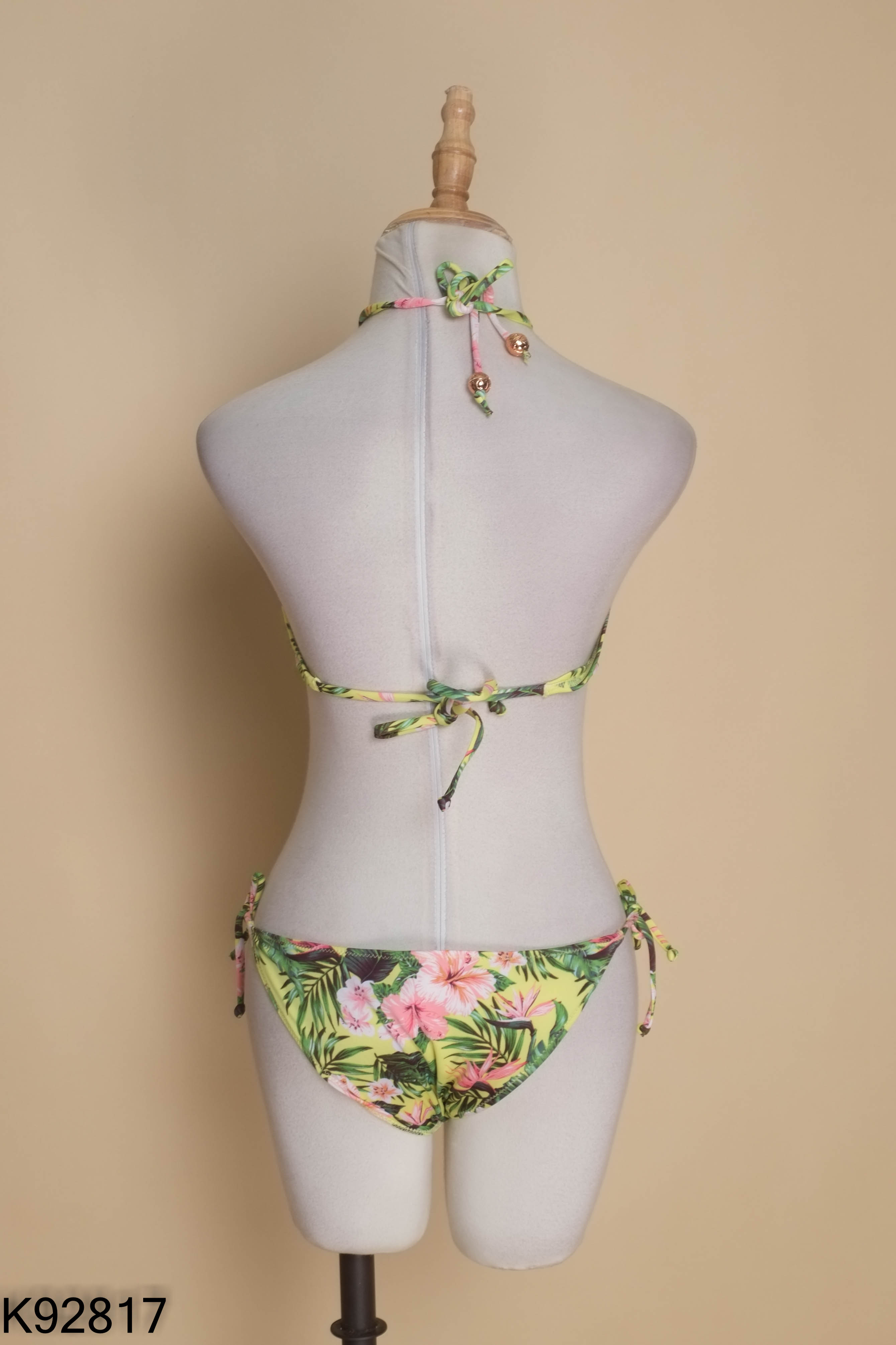 Set bikini xanh họa tiết H&M