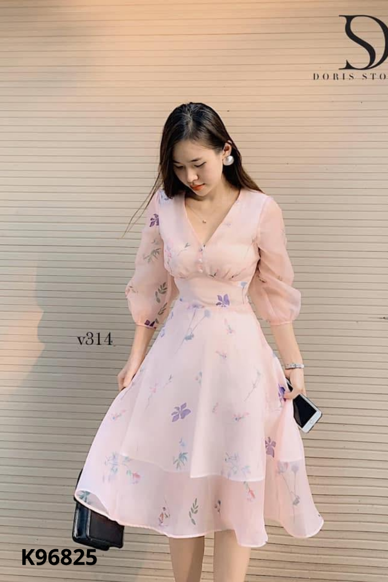 Váy hồng voan DORIS cổ tim