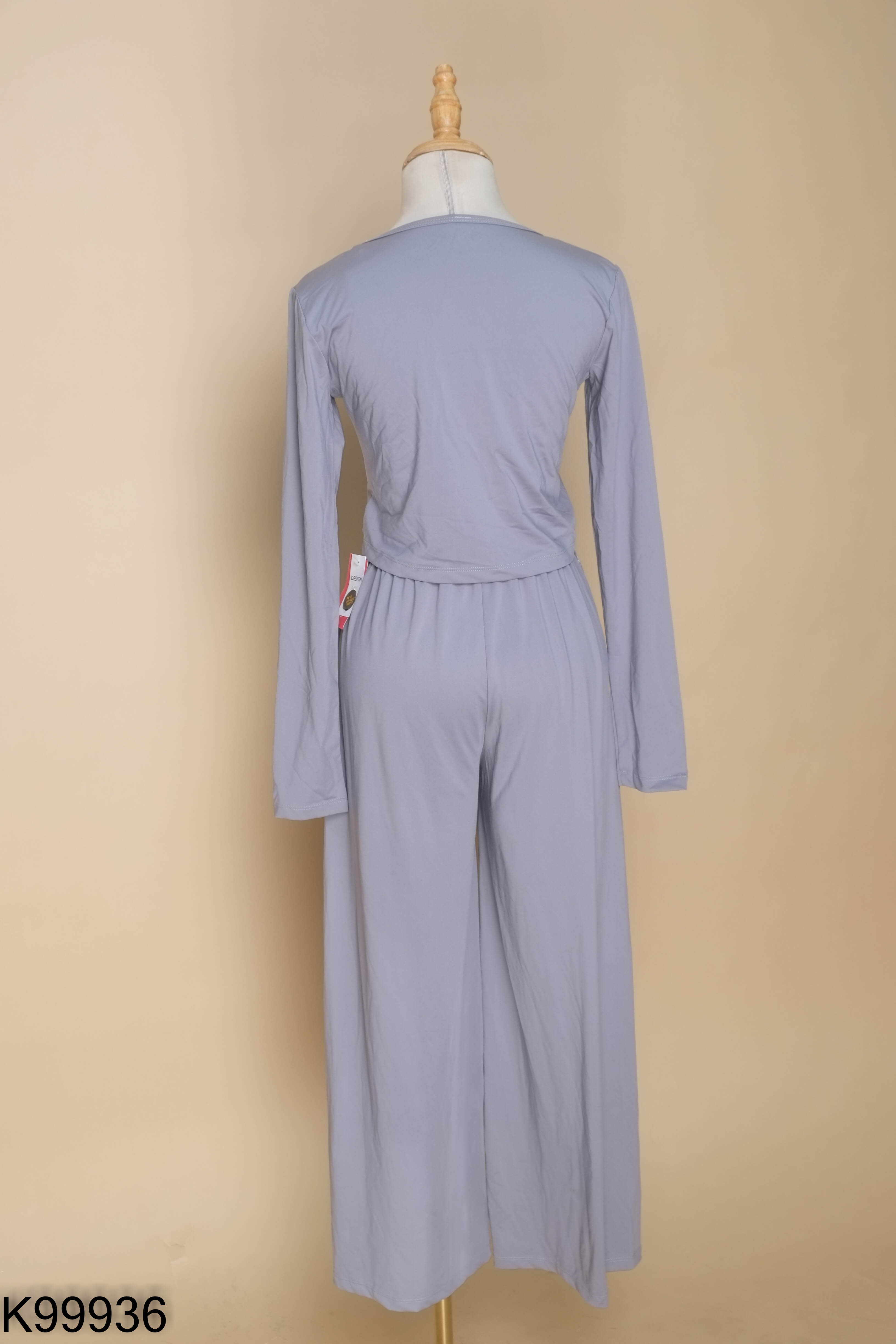 NEWTAG SET Áo tập ghi rúm eo + Quần culottes ghi