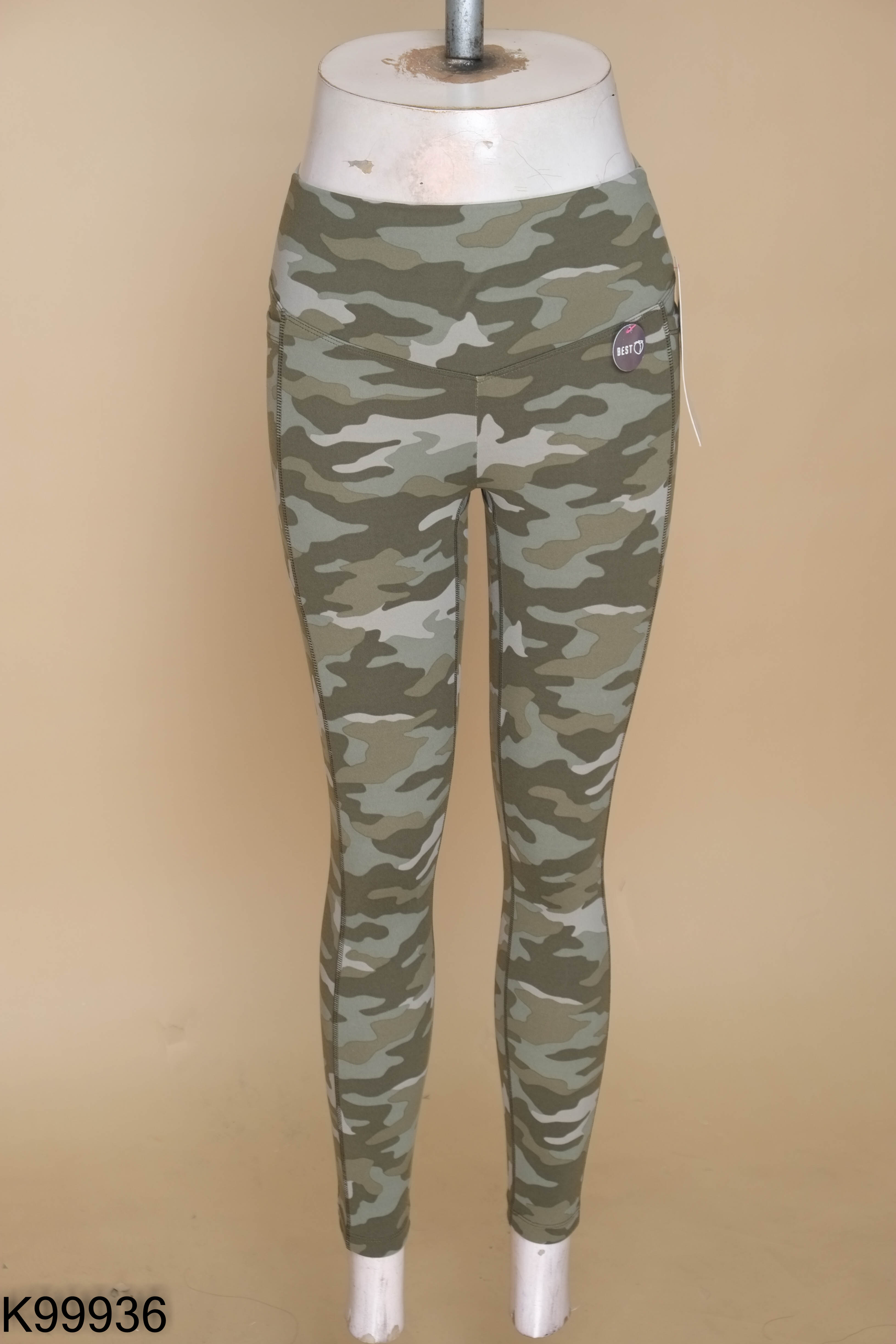NEWTAG Quần tập xanh rằn ri PINK SPORT