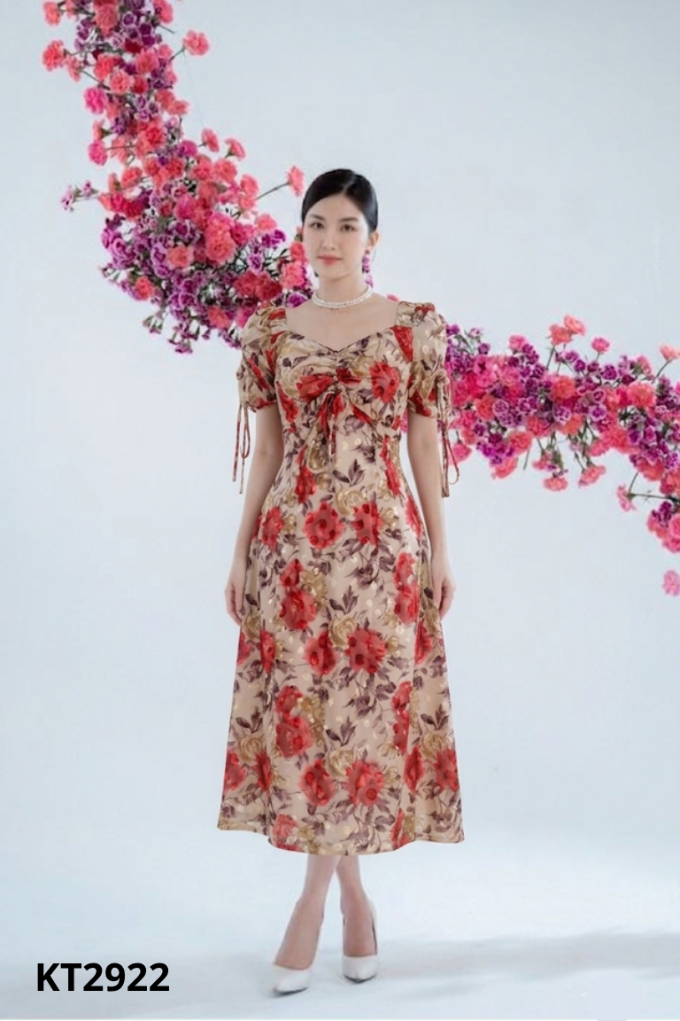Váy voan ROOM 22 be họa tiết hoa đỏ
