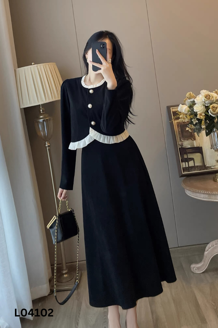 Set Áo đen cúc ngọc + chân váy