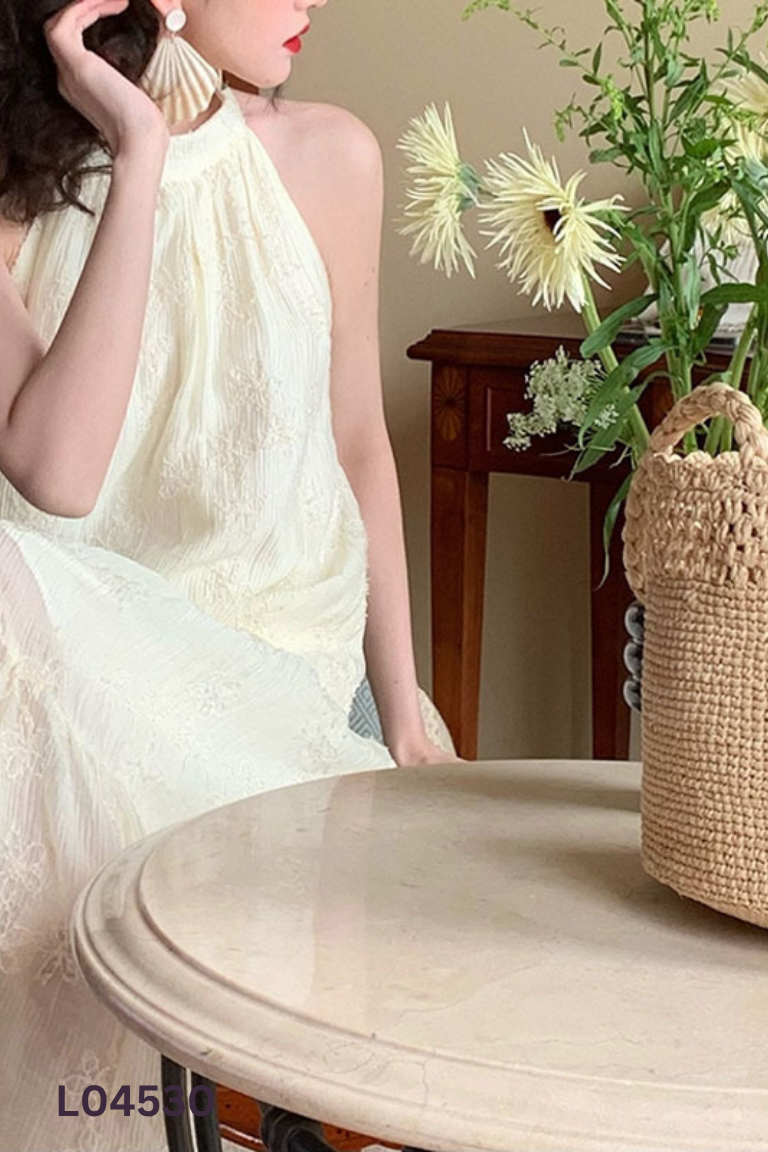 Váy voan be họa tiết