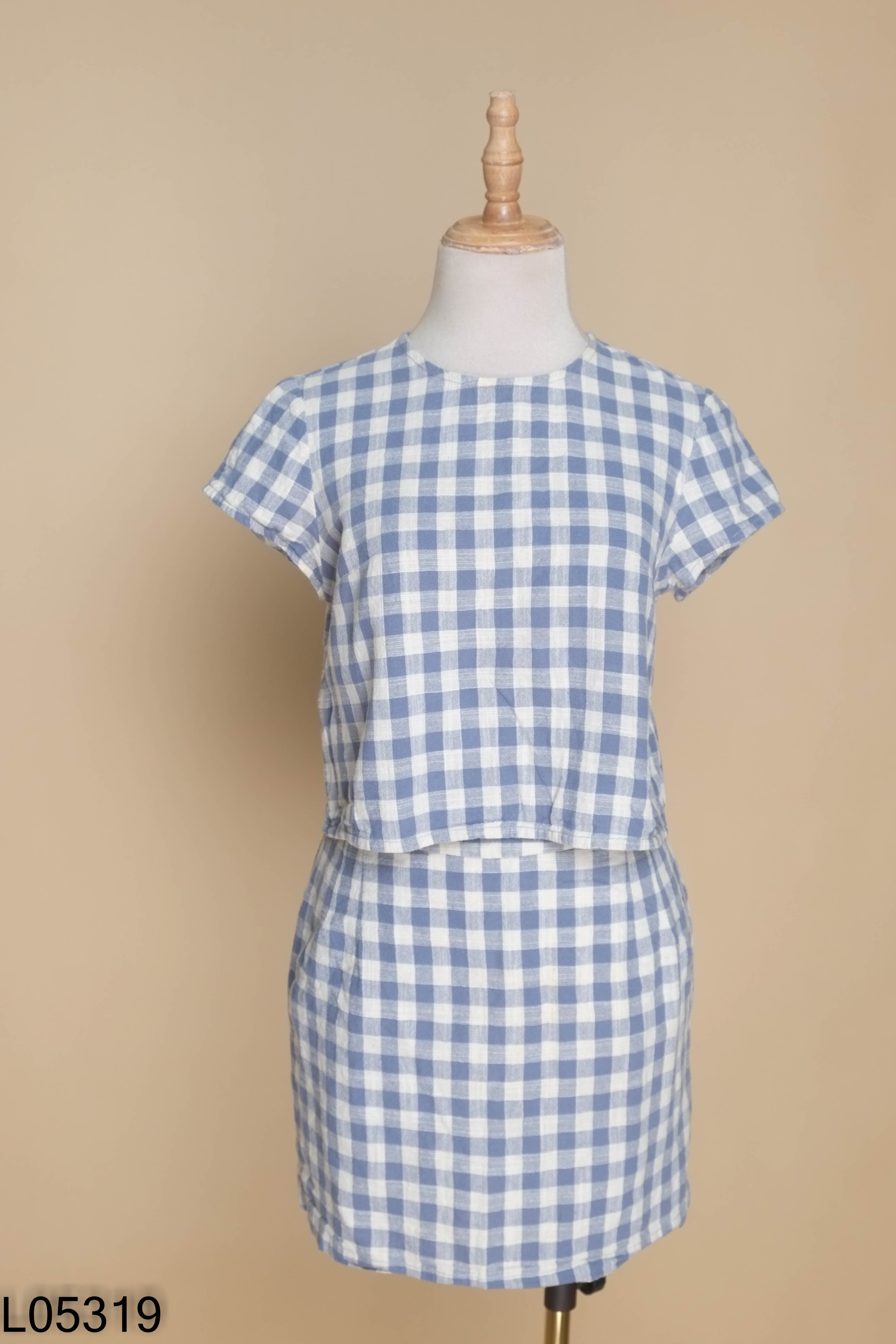 Set ADORE DRESS áo + chân váy xanh caro