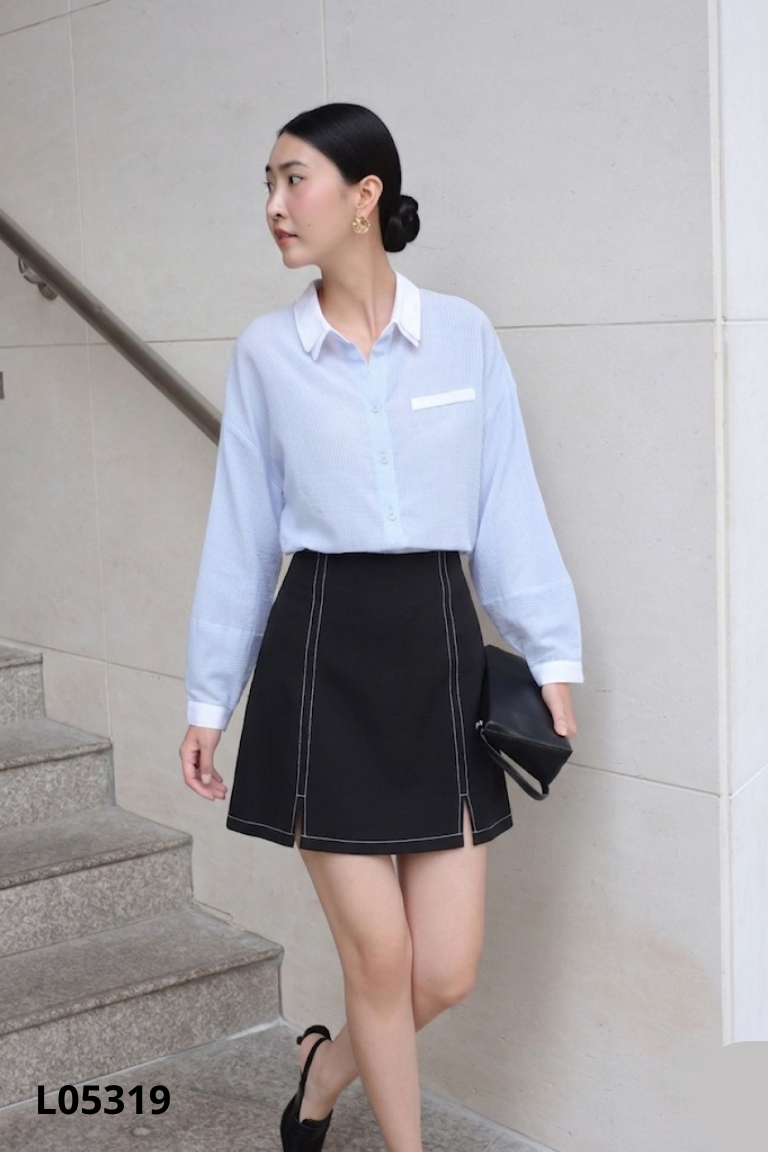 Chân váy đen kẻ trắng