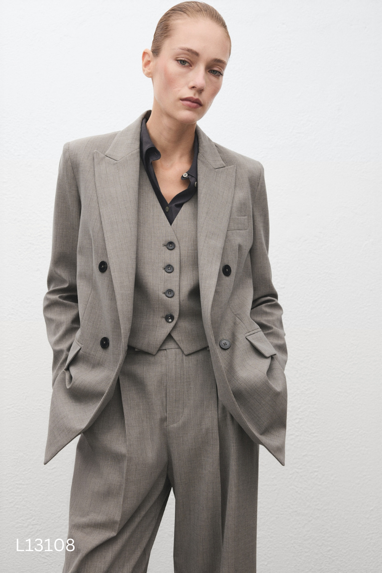Áo blazer MANGO nâu be