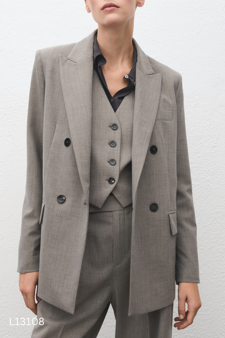 Áo blazer MANGO nâu be