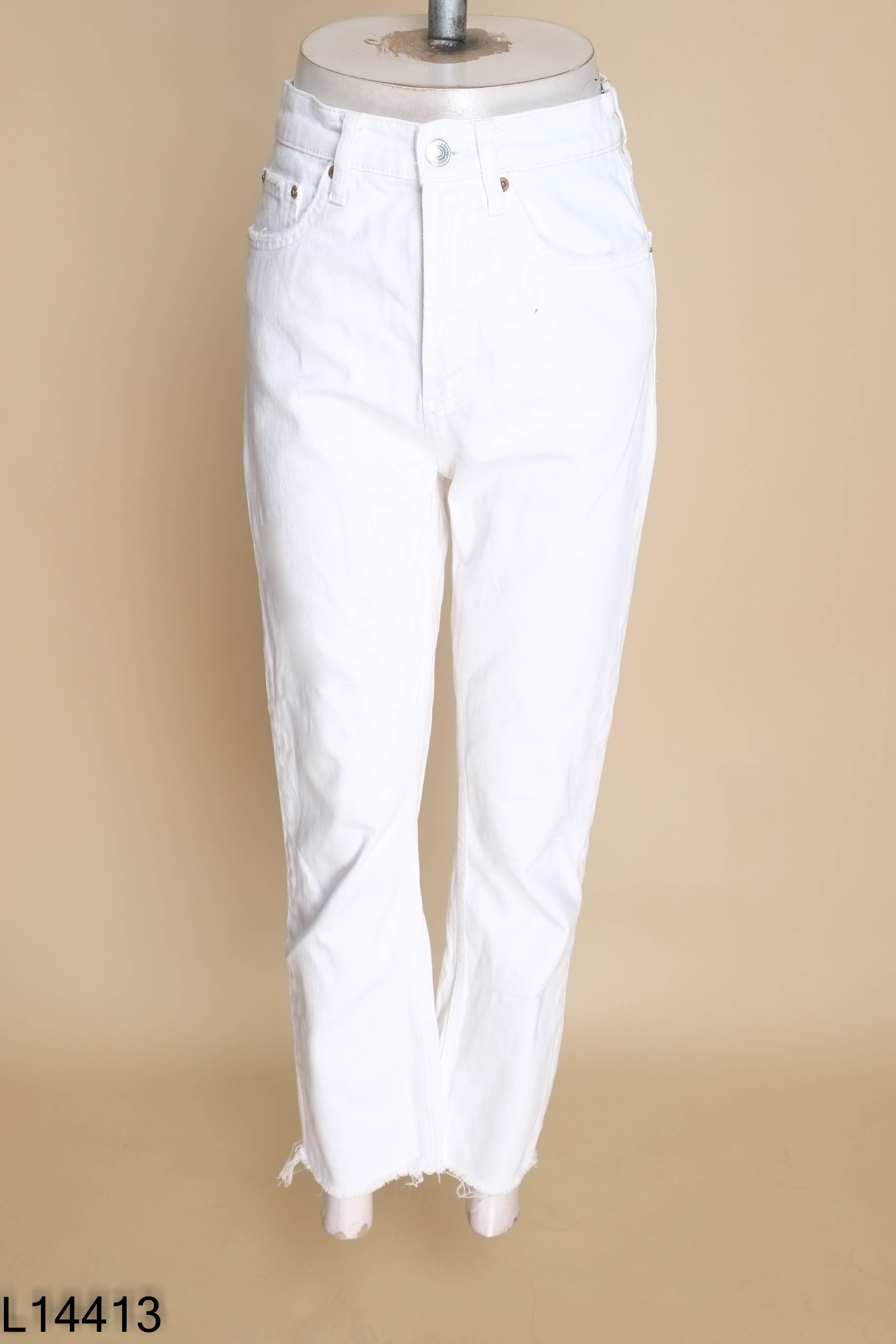 Quần jeans ZARA trắng trơn