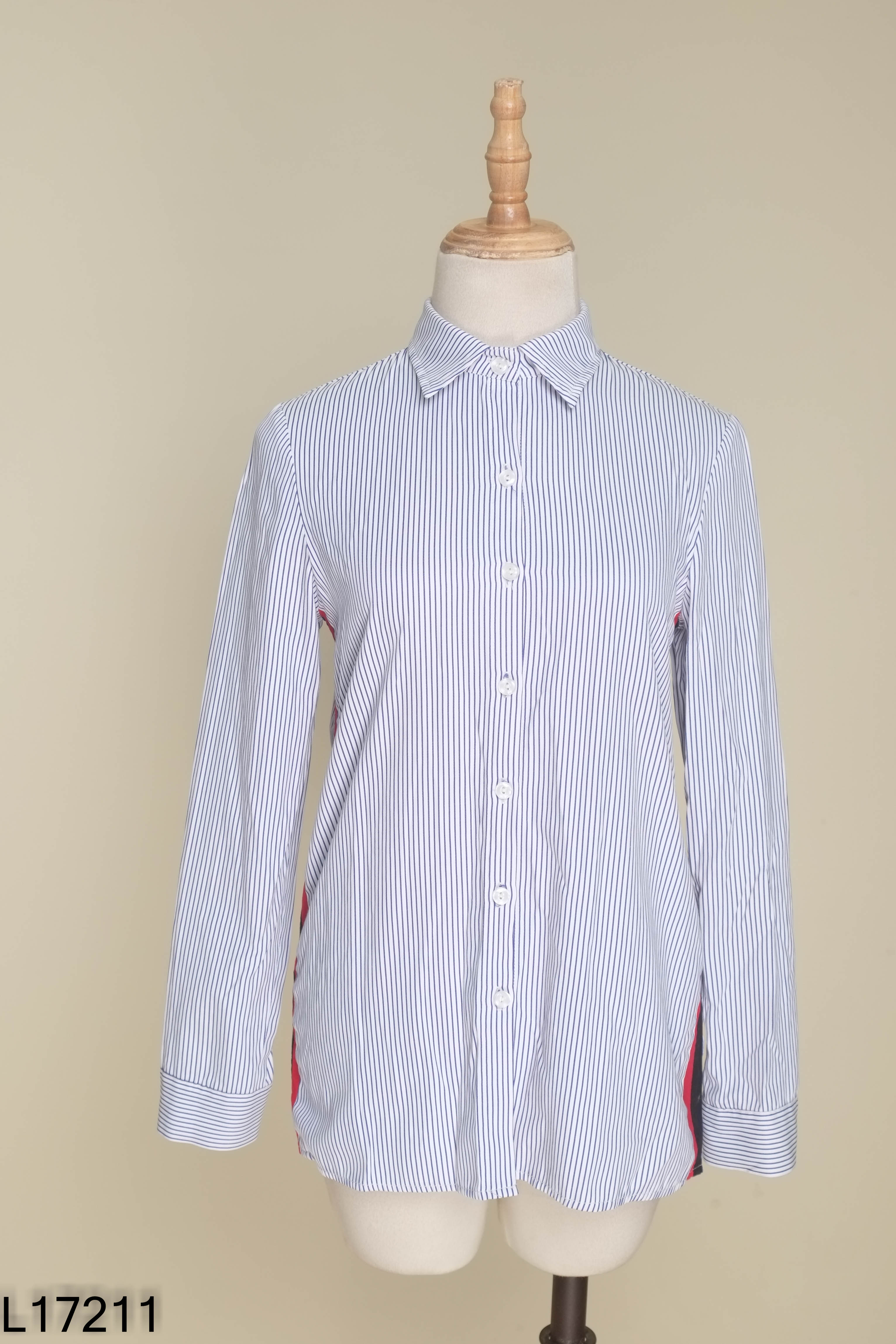 Áo sơ mi ADORE DRESS trắng sọc xanh
