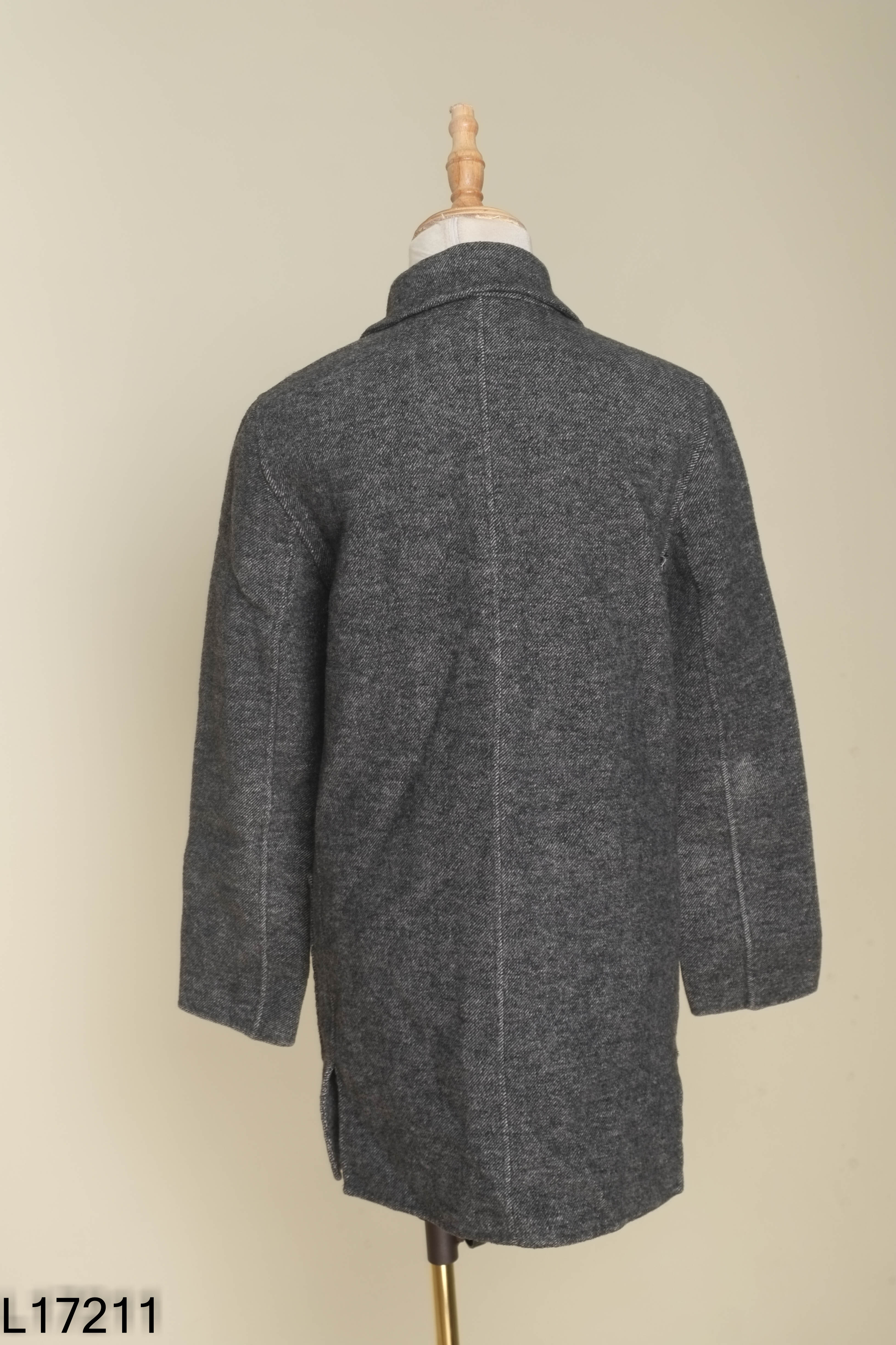 Áo khoác dạ ZARA xám phối cúc (cắt tag)