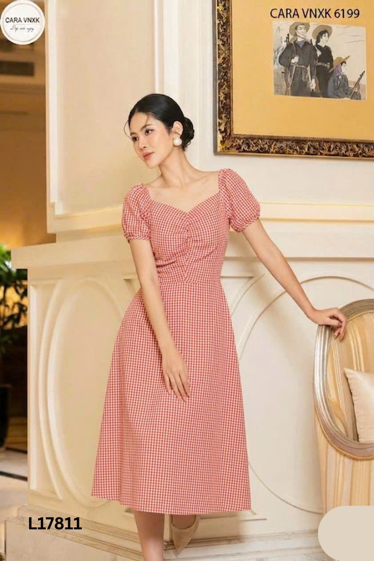 Váy TIIN đỏ caro trắng
