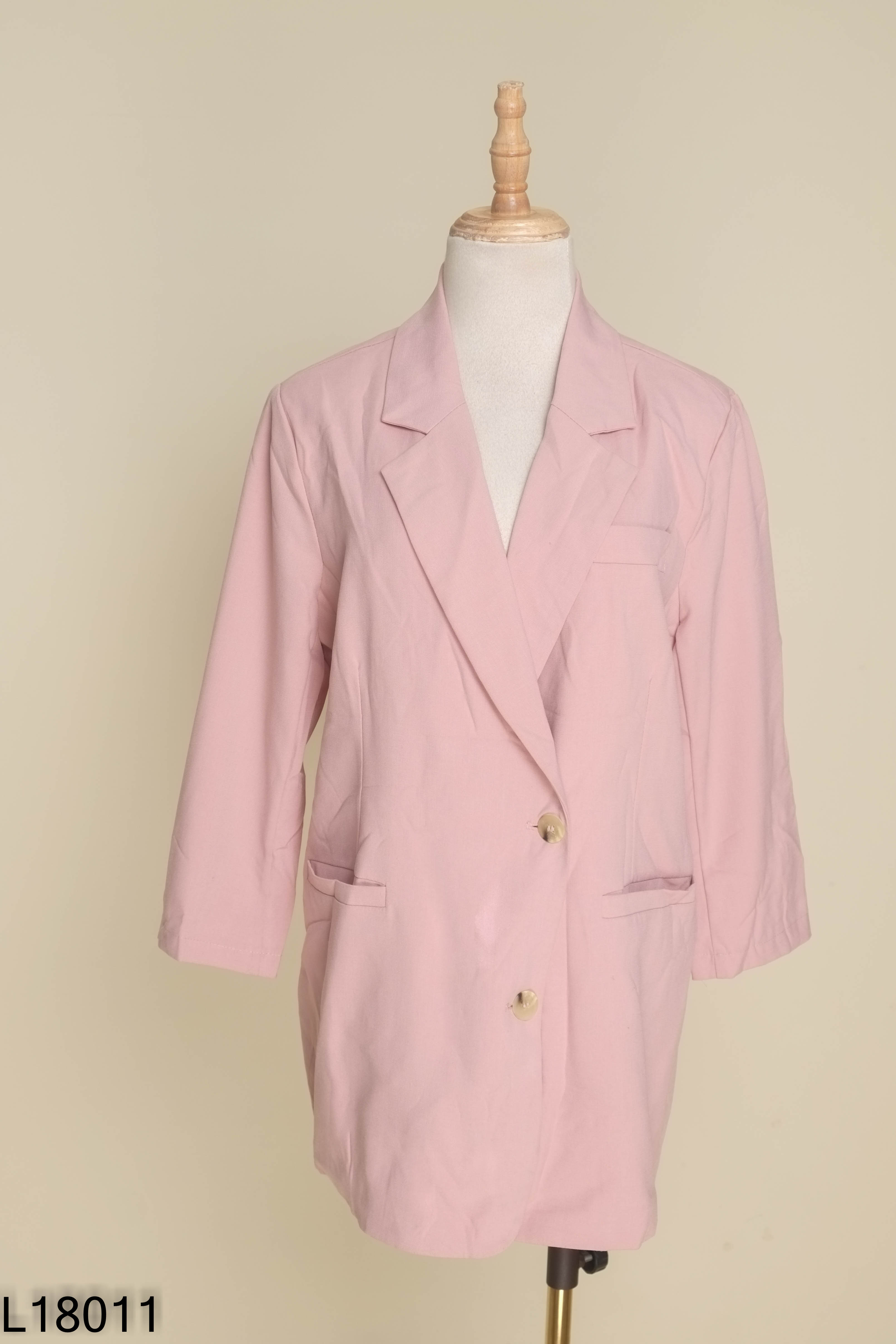 Áo khoác vest hồng trơn