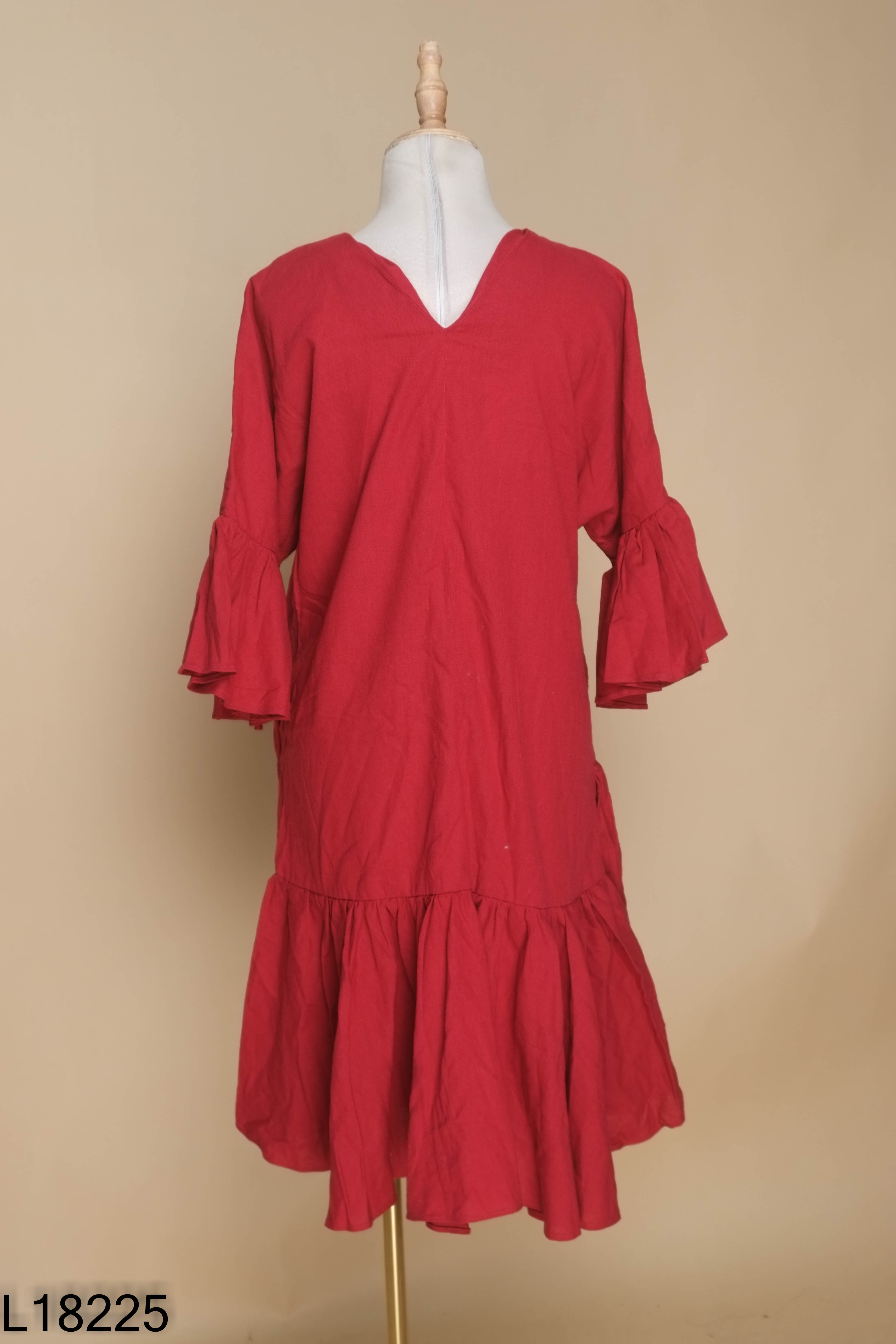 Váy linen đỏ đuôi cá